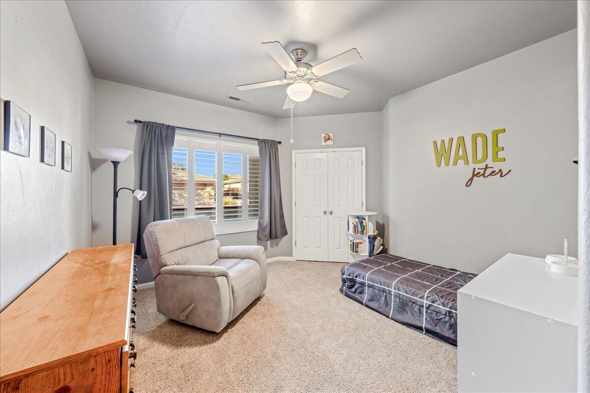 RIVER CREST TOWNHOMES - Residential