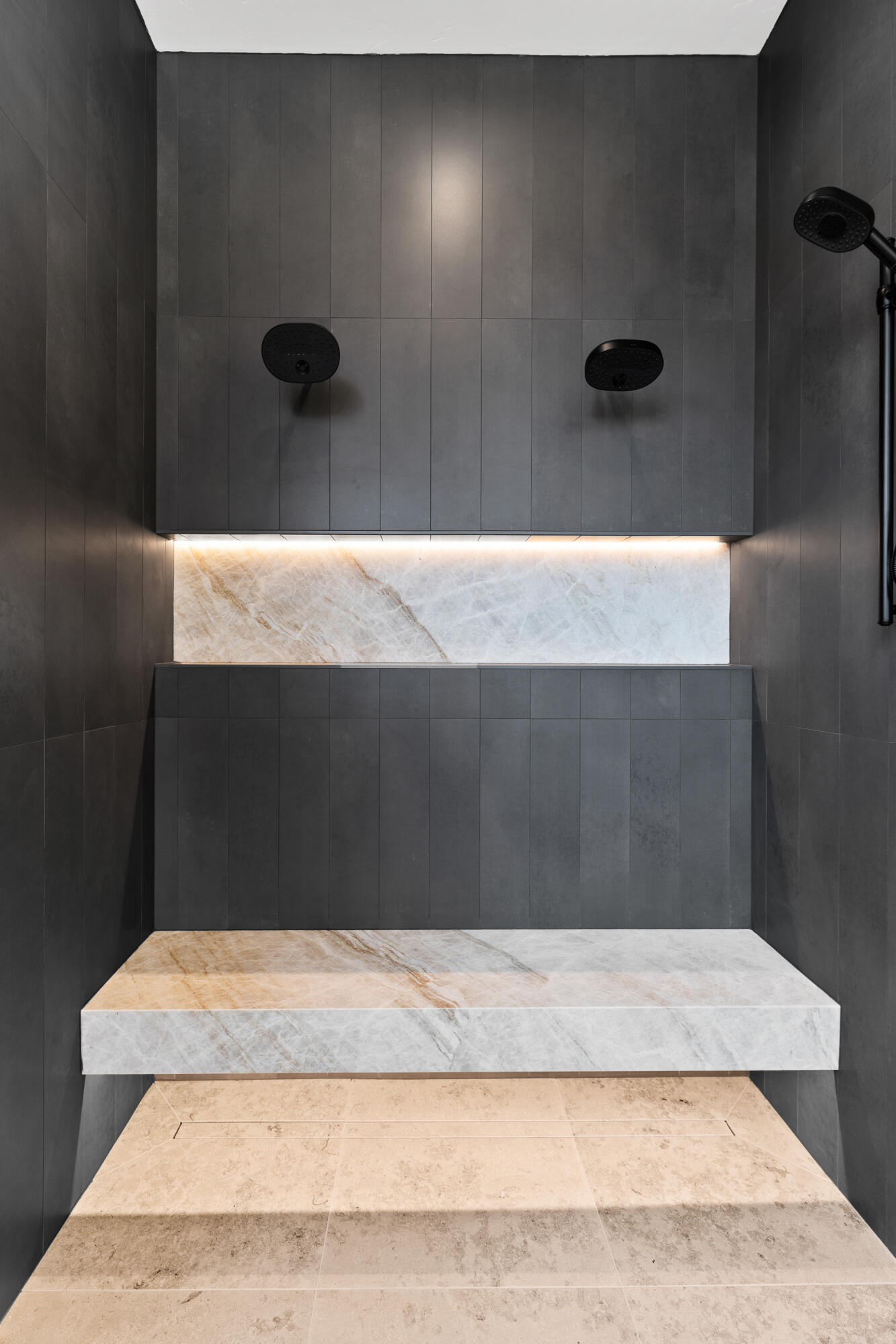 STONE CLIFF - Residential