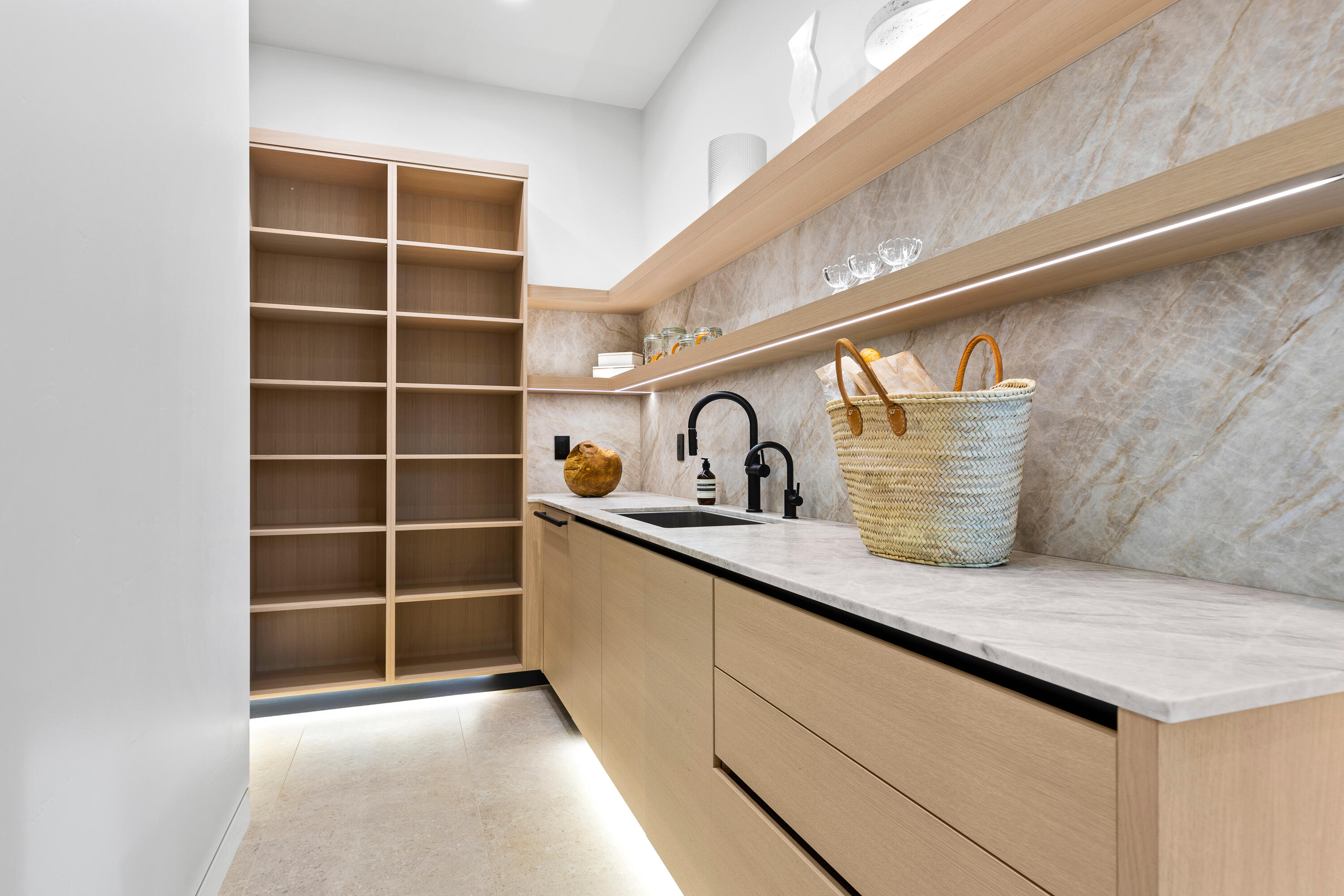 STONE CLIFF - Residential