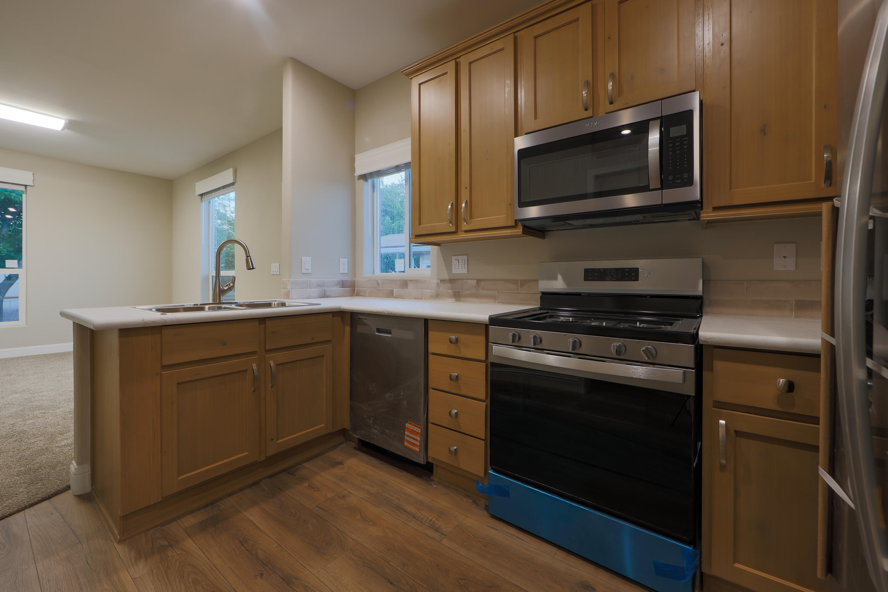 CANYON BREEZE RV RESORT - Residential