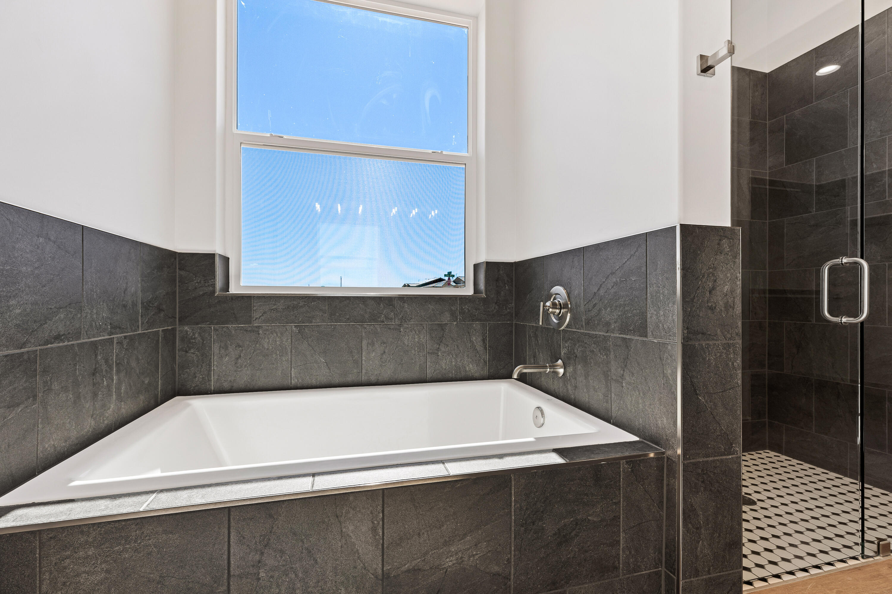 CORDERO - Residential