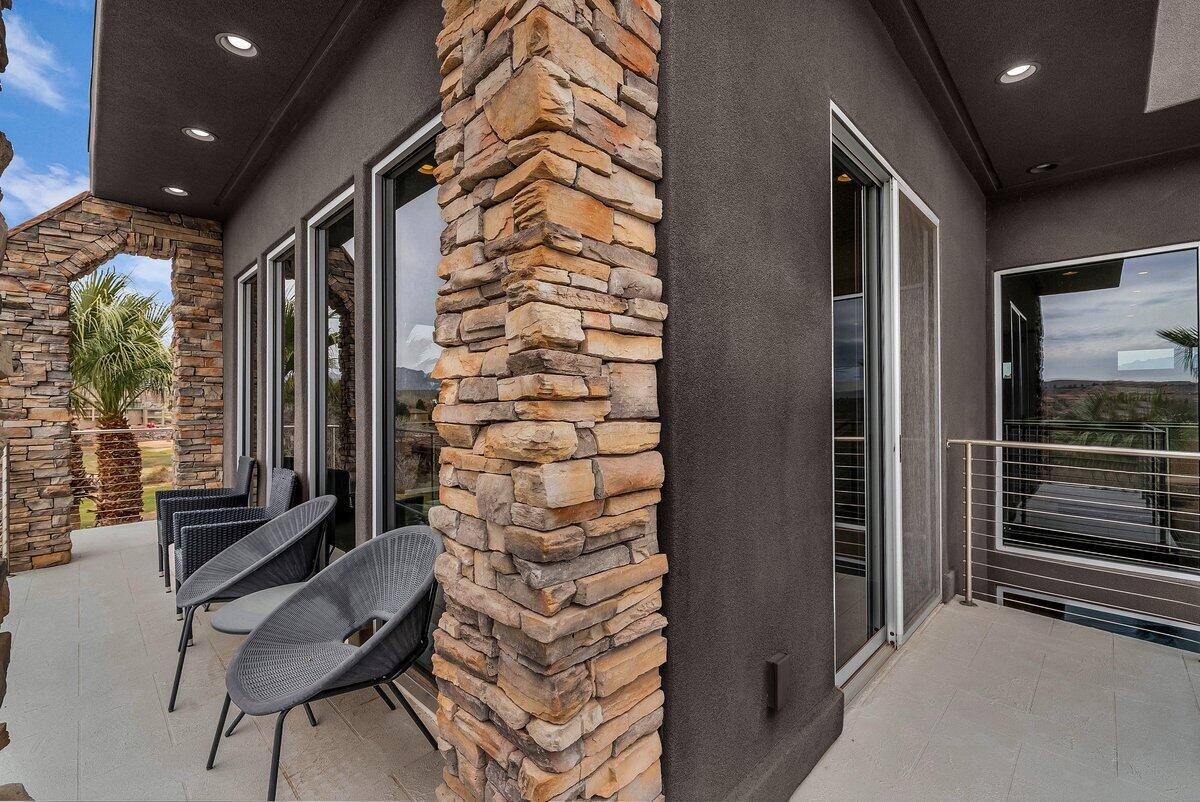 TWIN CREEKS AT STONEBRIDGE - Residential