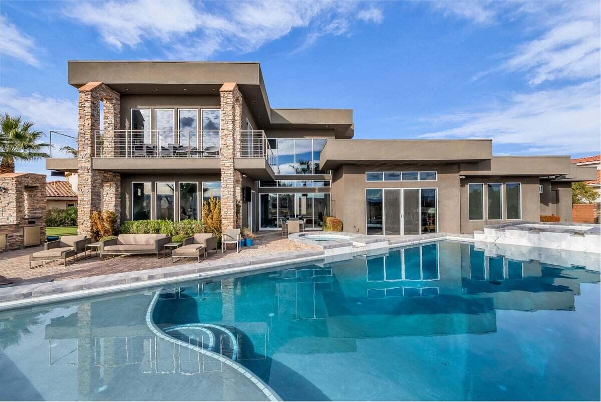 TWIN CREEKS AT STONEBRIDGE - Residential