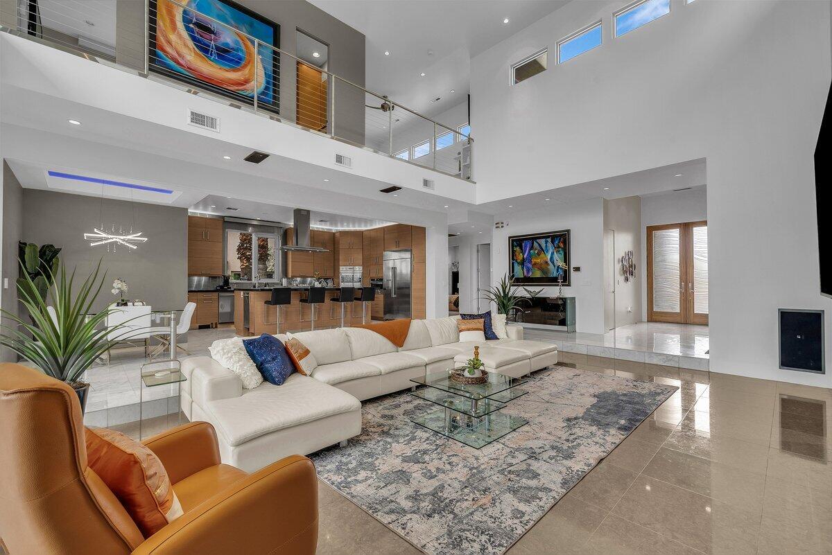 TWIN CREEKS AT STONEBRIDGE - Residential