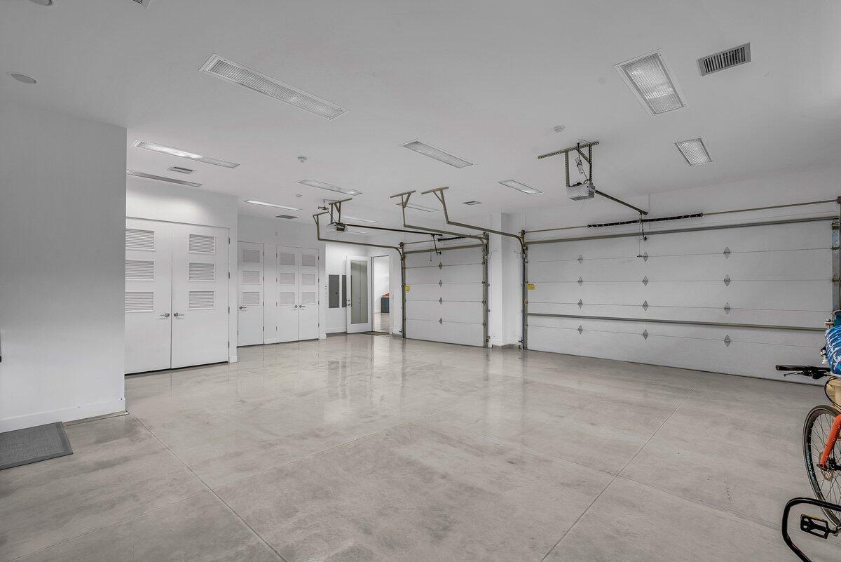 TWIN CREEKS AT STONEBRIDGE - Residential