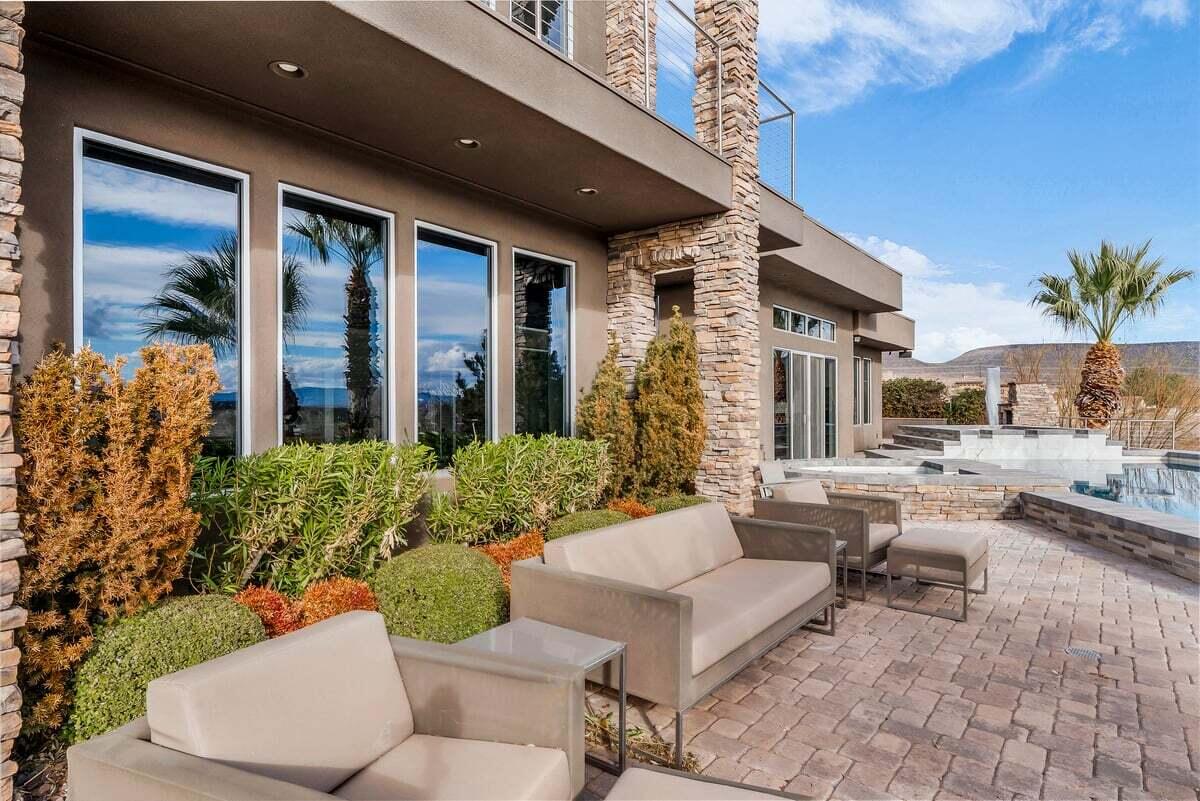 TWIN CREEKS AT STONEBRIDGE - Residential