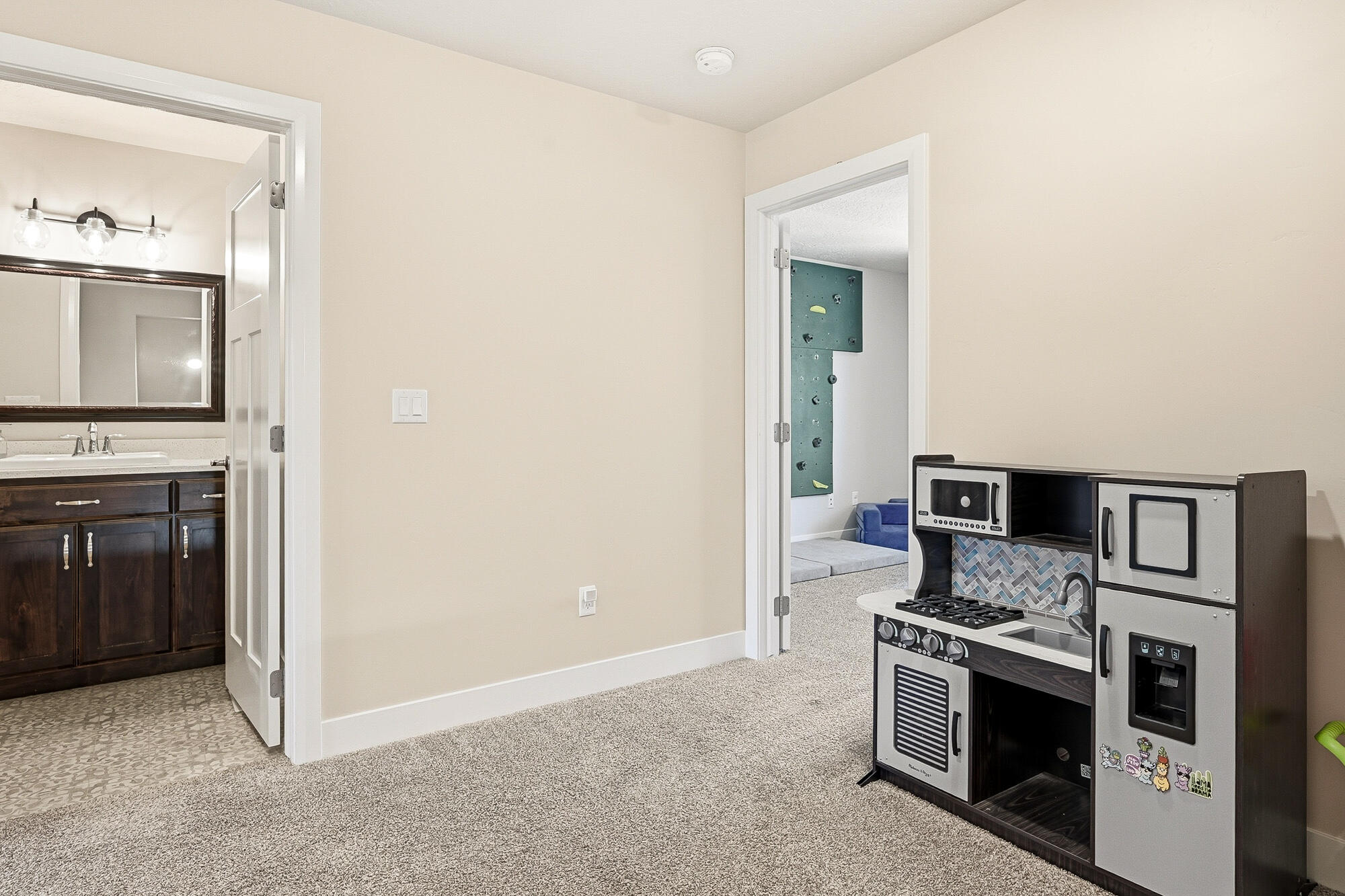 NOT AVAILABLE - Residential