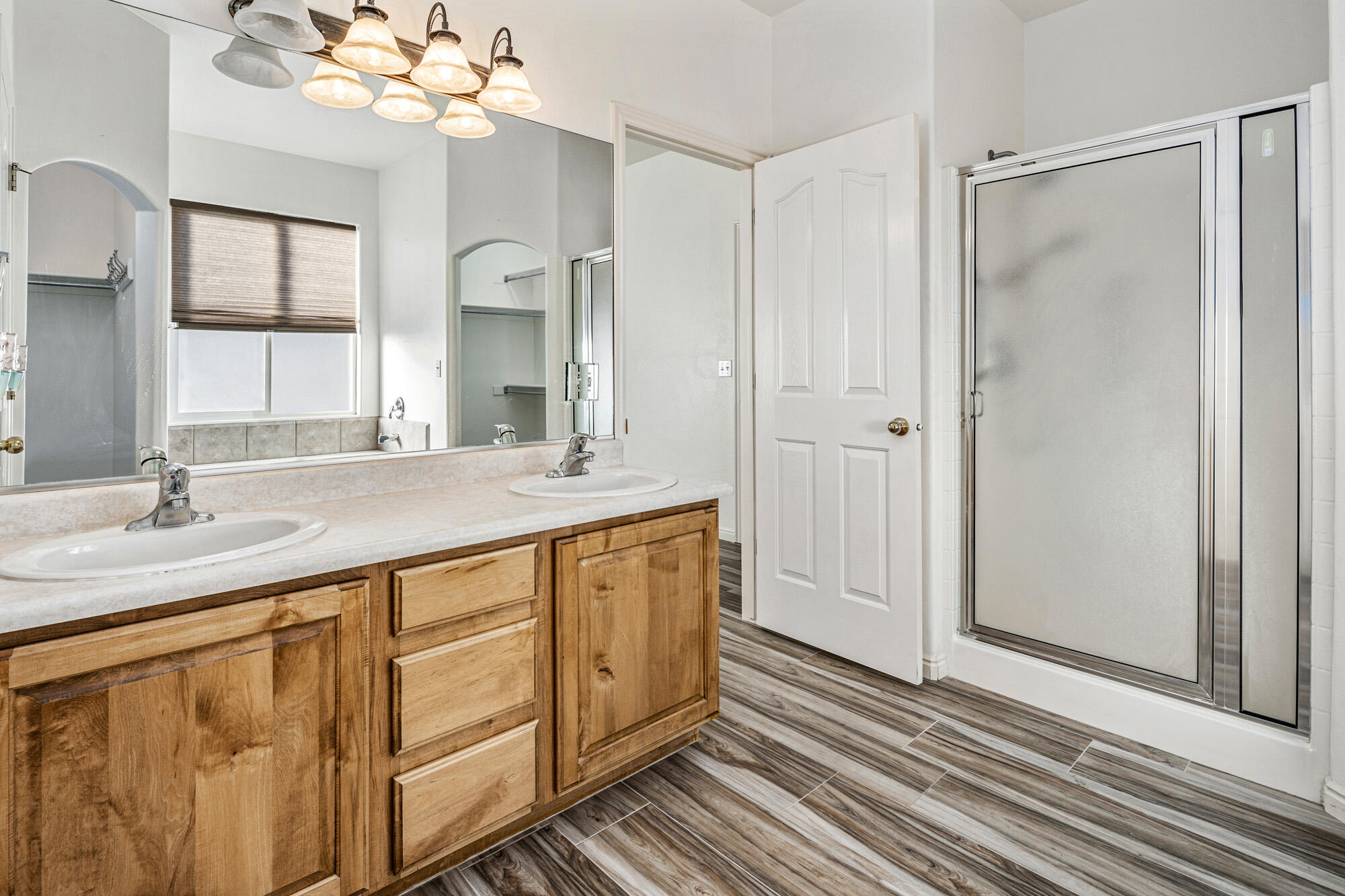 TOQUERVILLE TERRACE - Residential