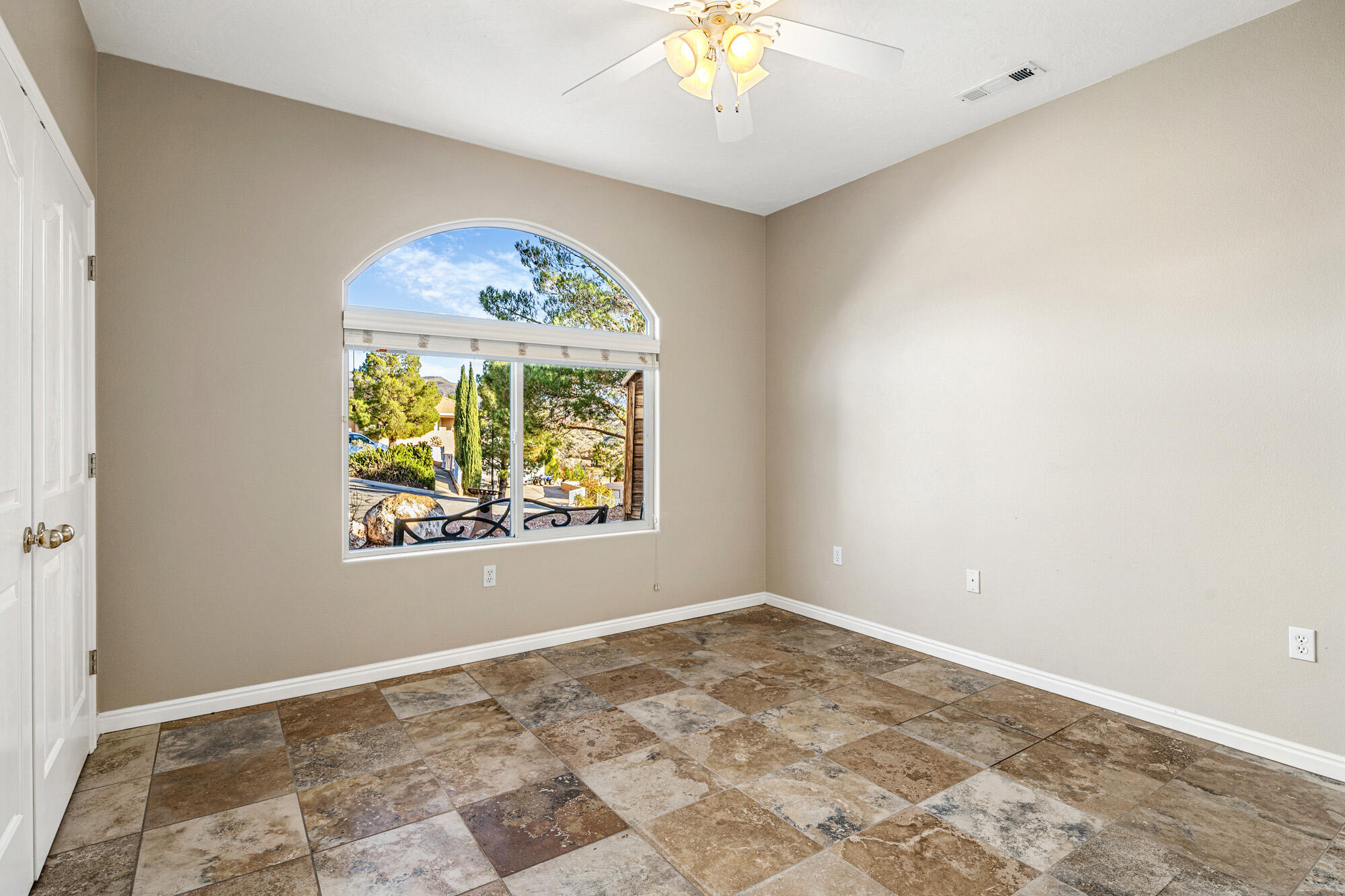 TOQUERVILLE TERRACE - Residential