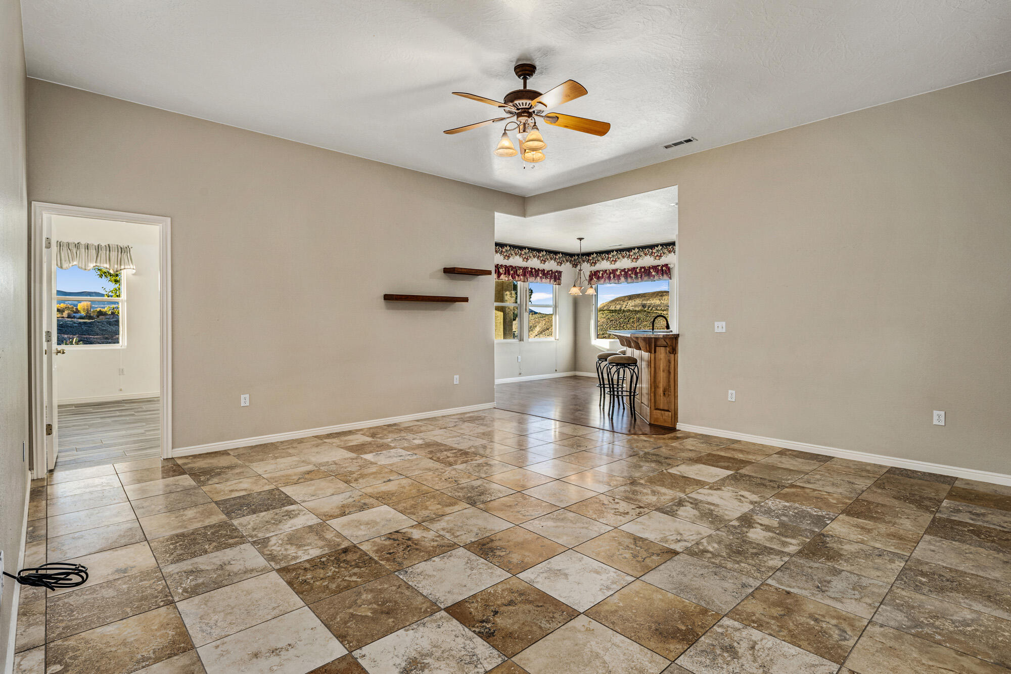 TOQUERVILLE TERRACE - Residential