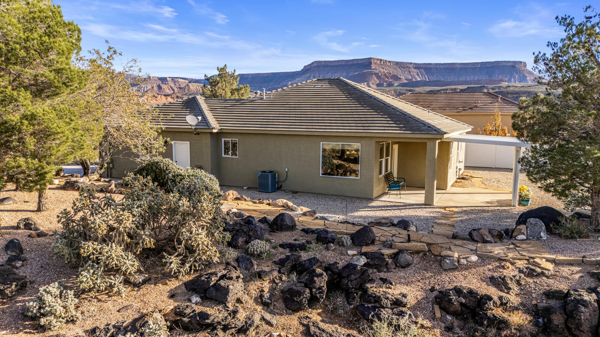 TOQUERVILLE TERRACE - Residential