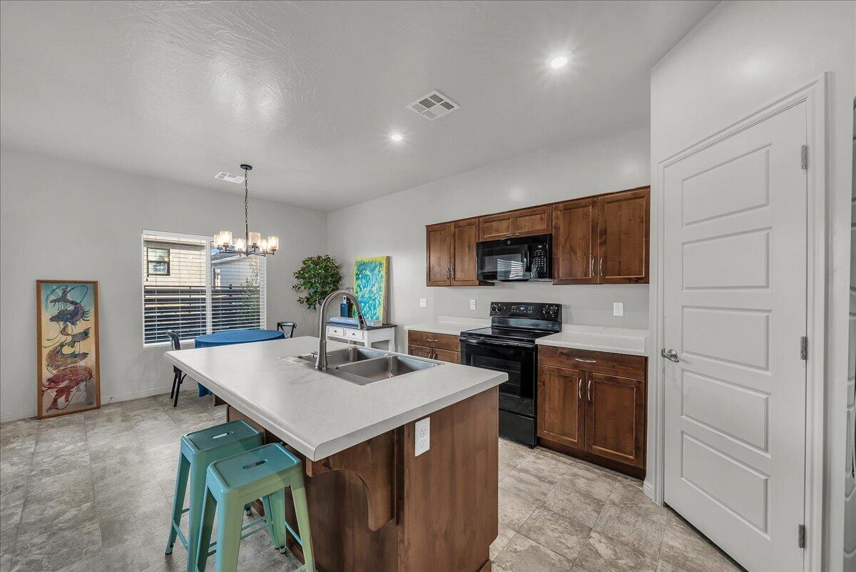 RED TRAILS SUNRISE VALLEY - Residential