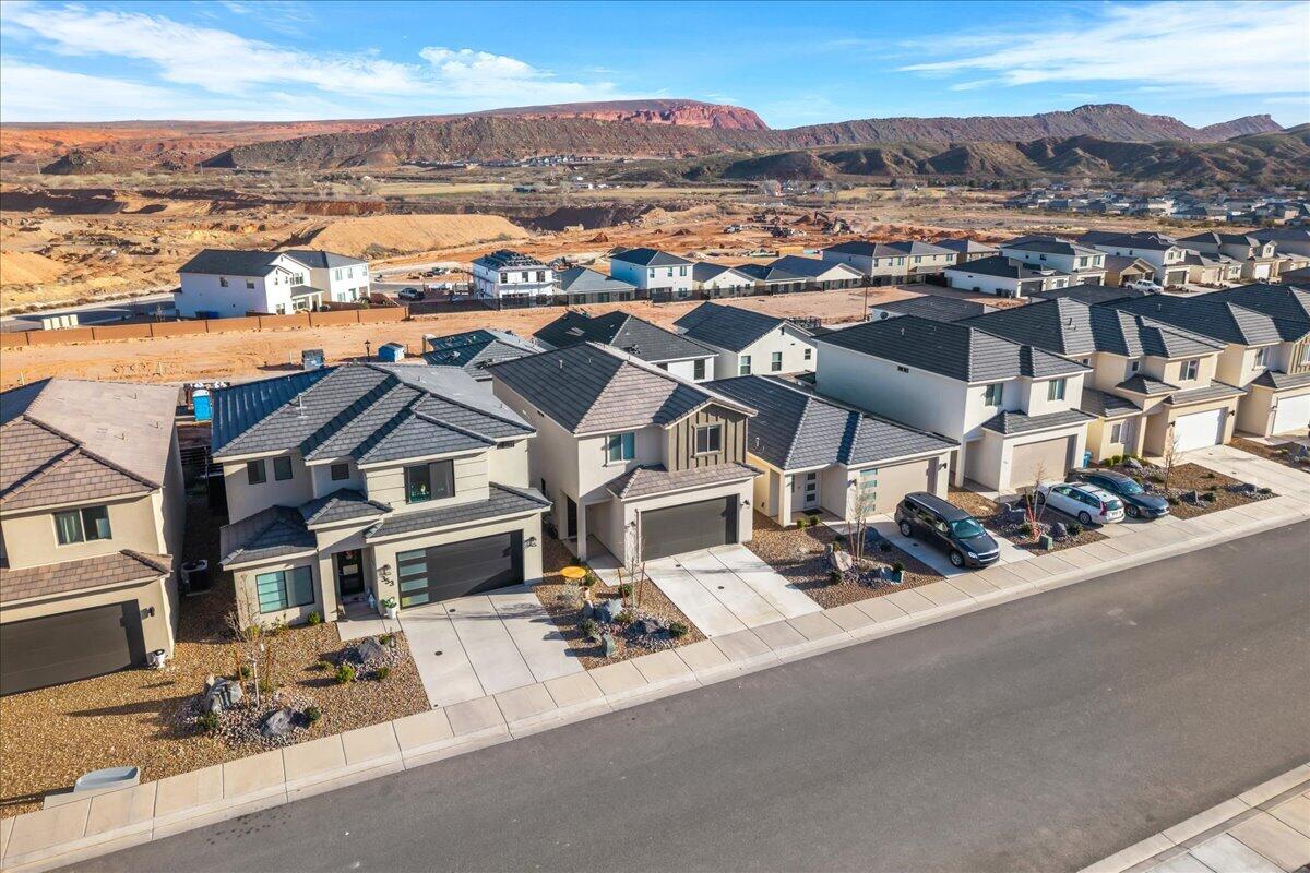 RED TRAILS SUNRISE VALLEY - Residential