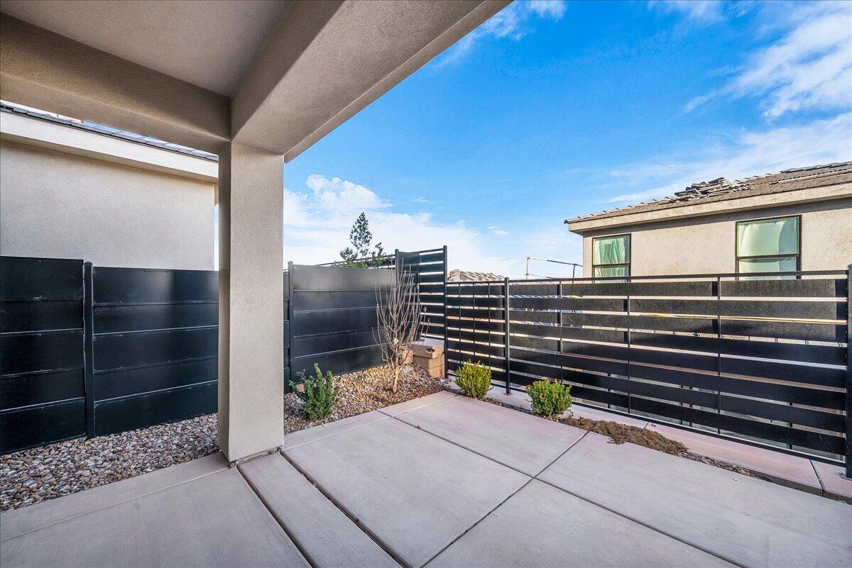 RED TRAILS SUNRISE VALLEY - Residential