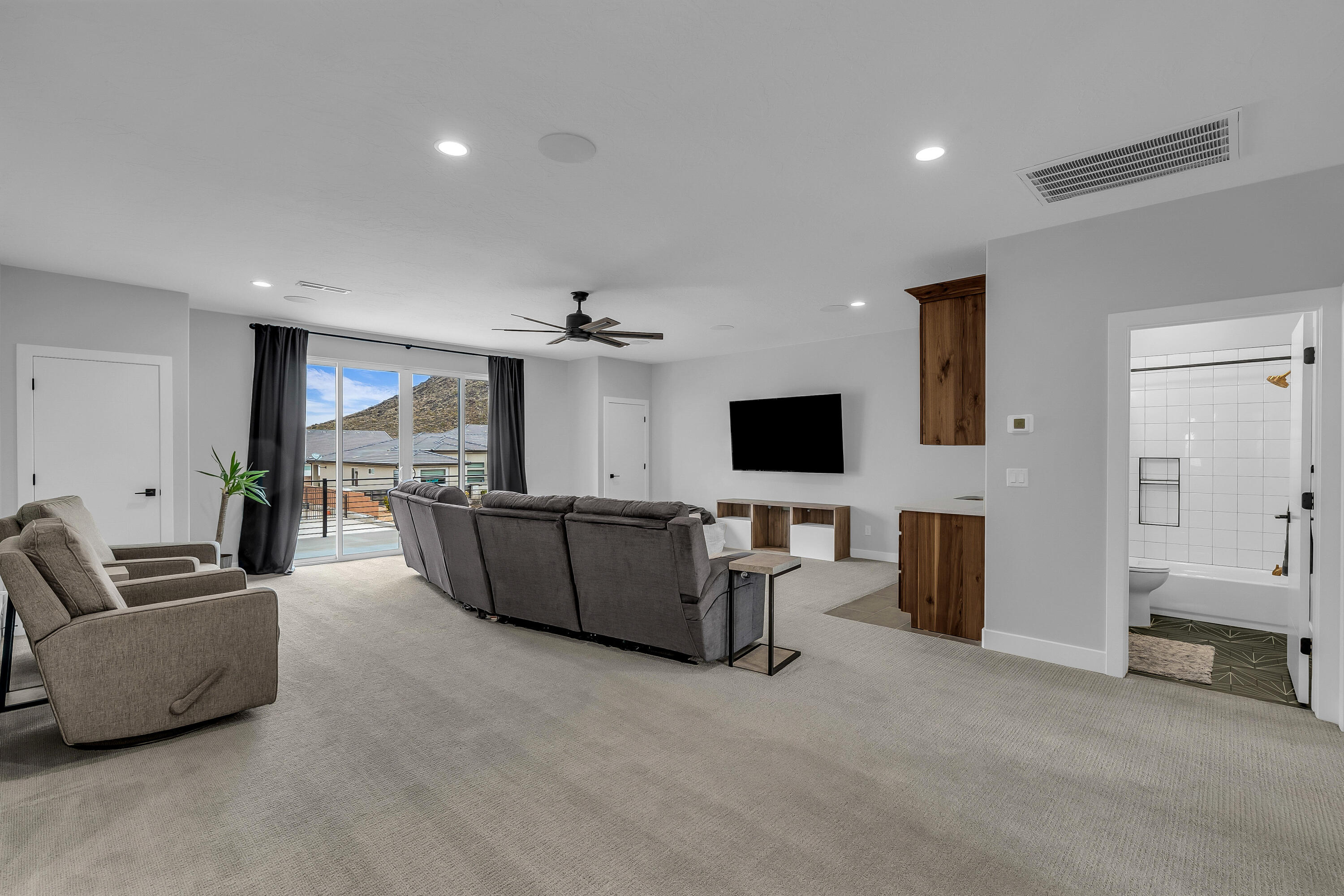 DIXIE SPRINGS - Residential