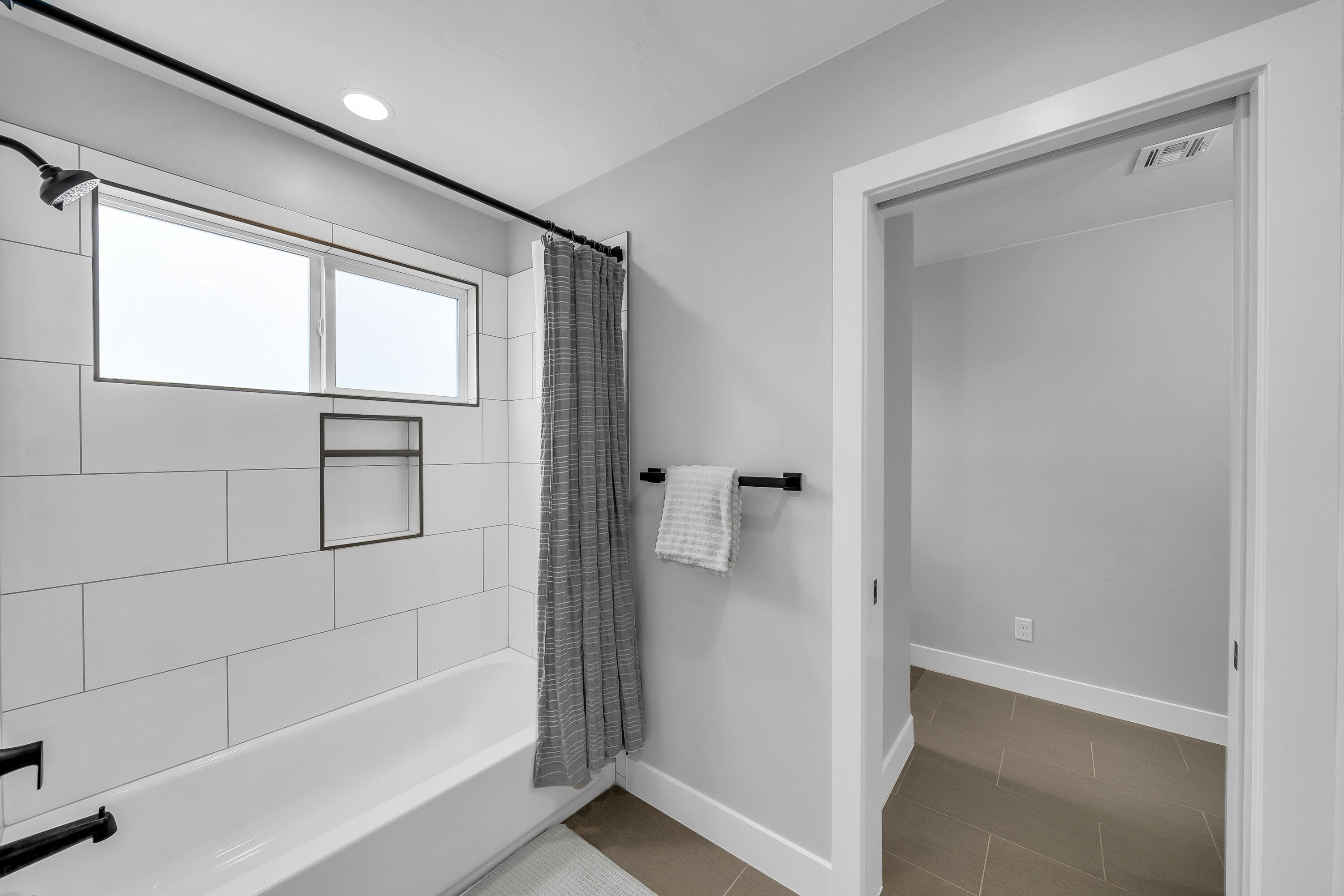 DIXIE SPRINGS - Residential