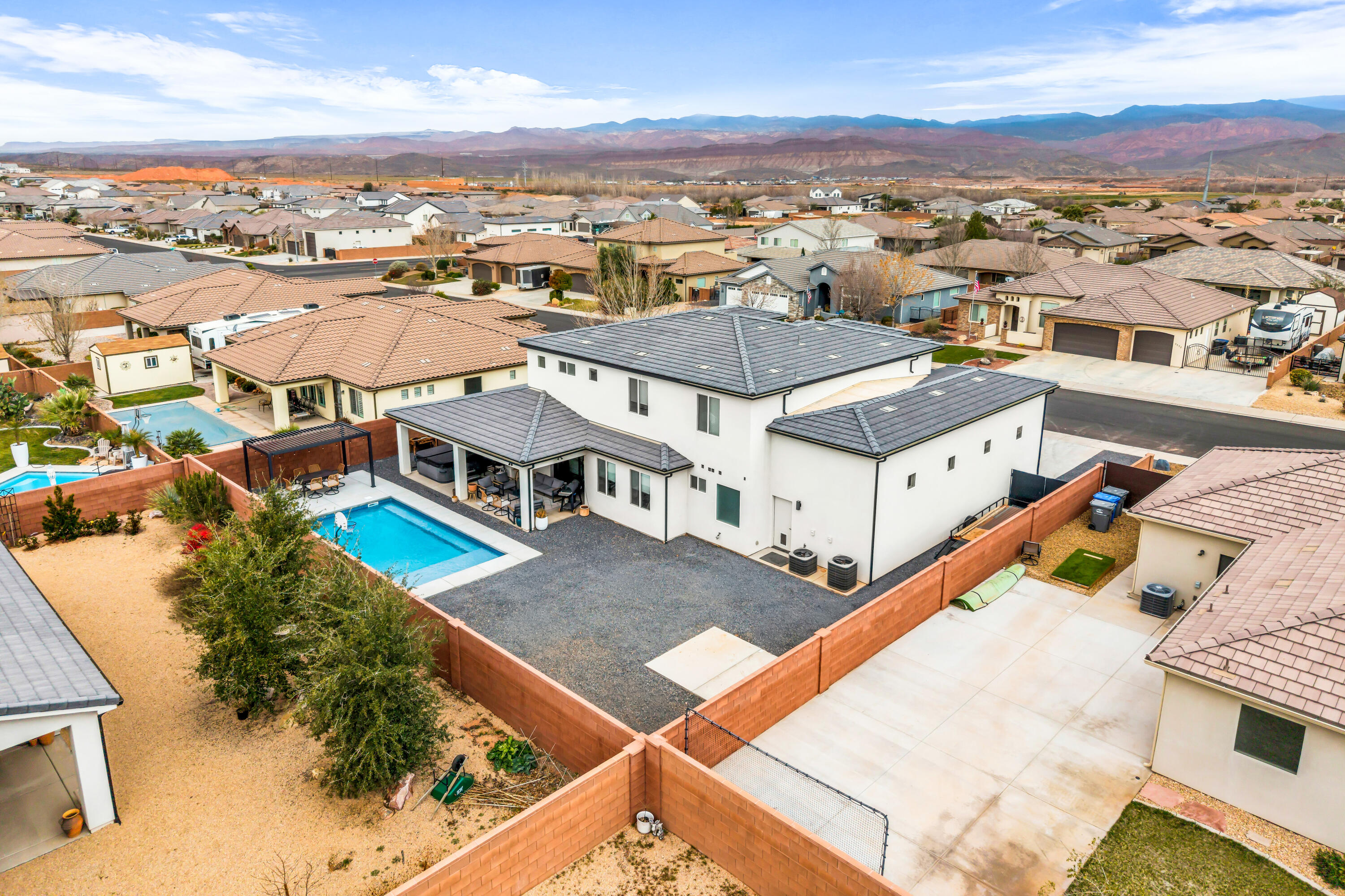 DIXIE SPRINGS - Residential