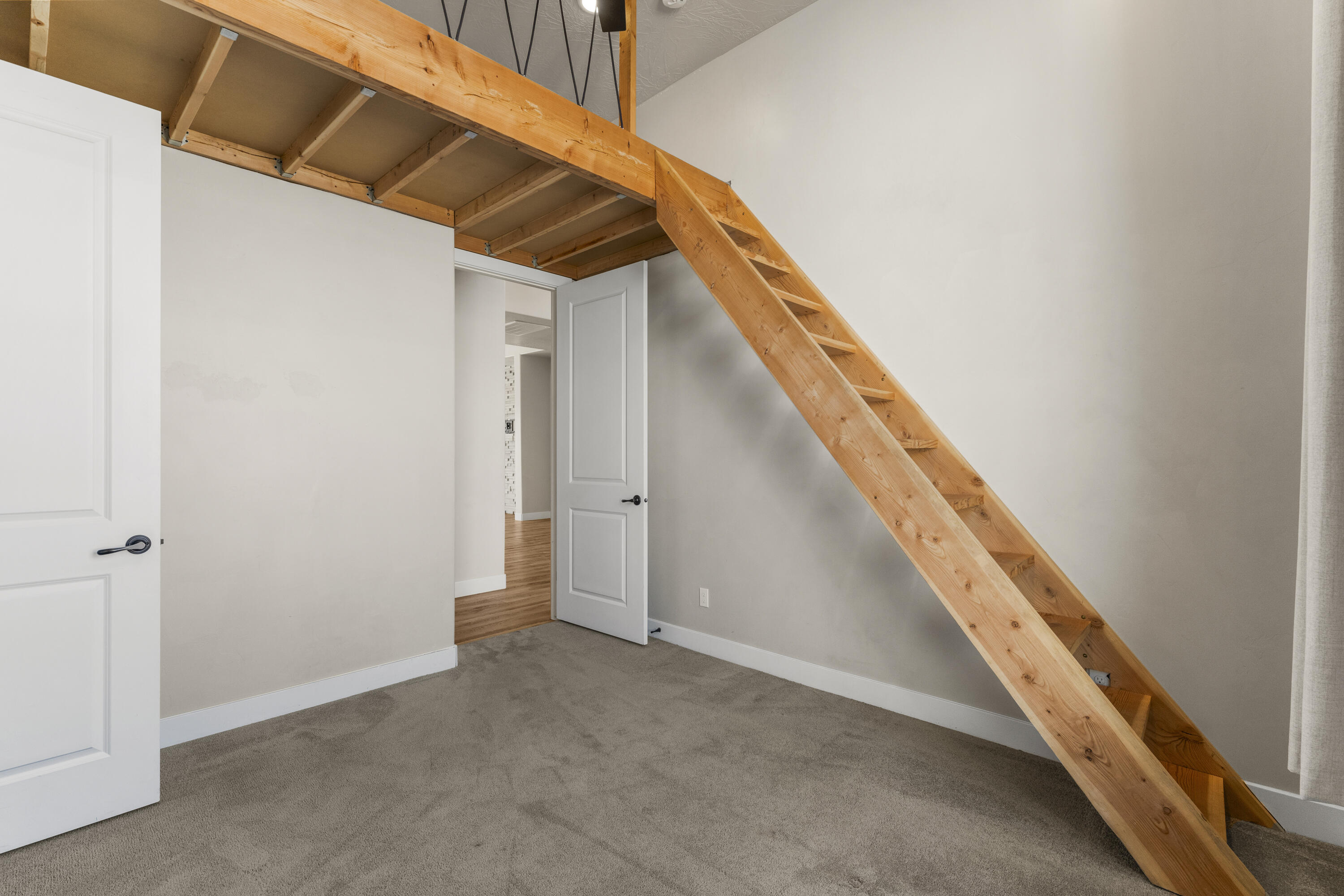 OVERLOOK AT GREEN VALLEY - Residential