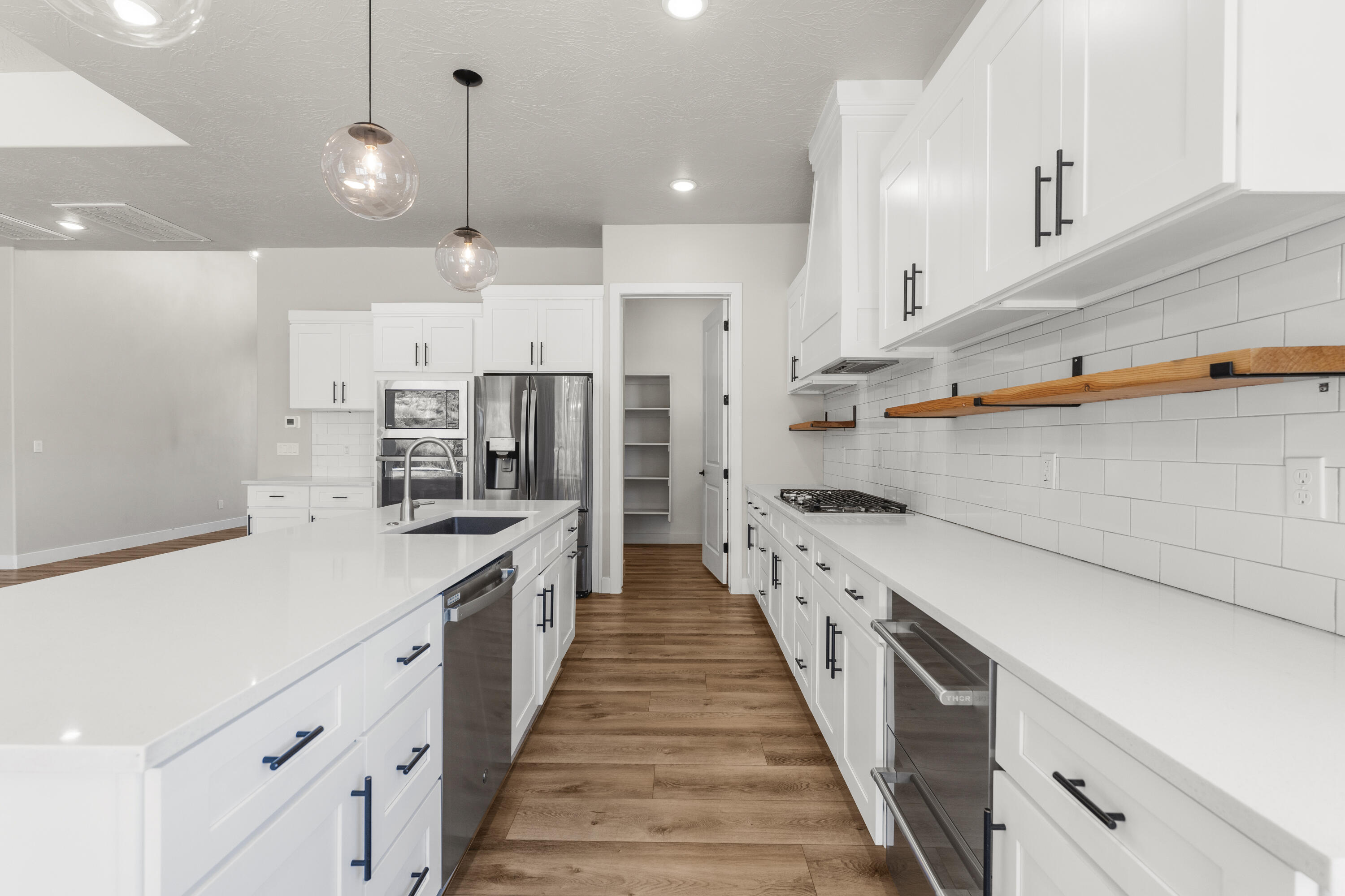 OVERLOOK AT GREEN VALLEY - Residential