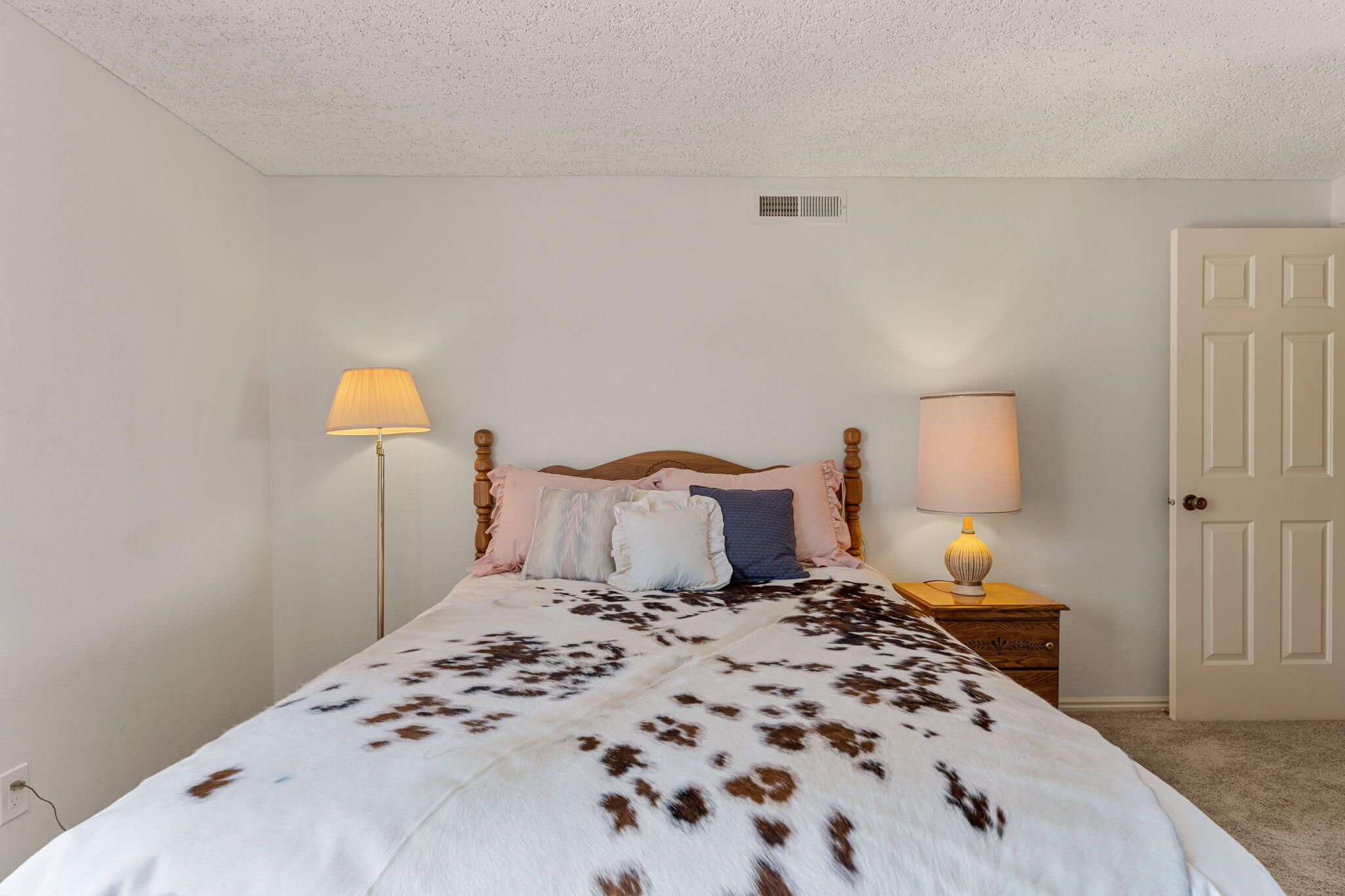 VISTA GRANDE TOWNHOMES - Residential