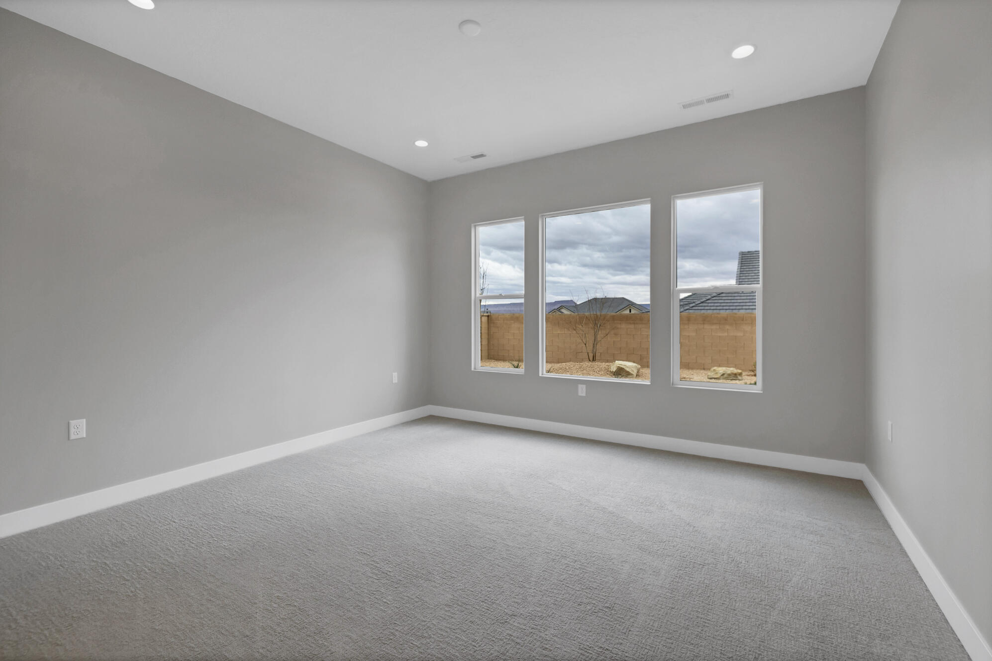 SUN RIVER FIRELIGHT - Residential