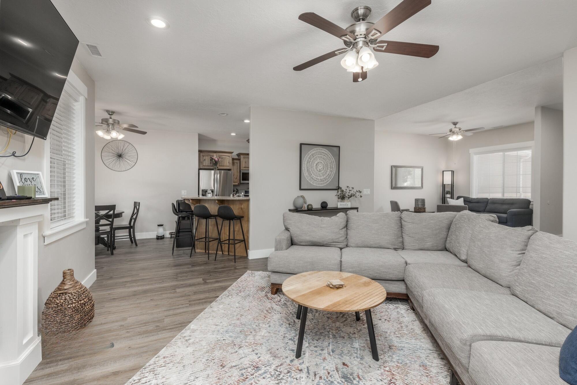 COBBLESTONE FIELDS (H) - Residential