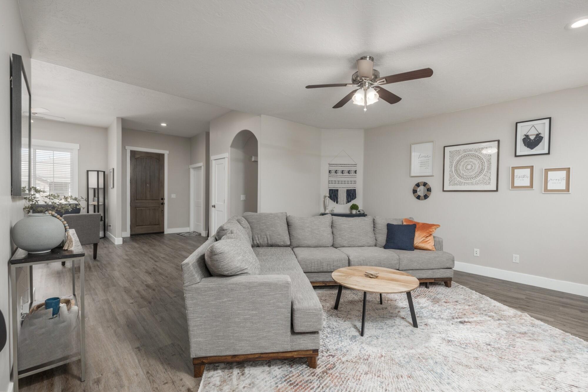 COBBLESTONE FIELDS (H) - Residential