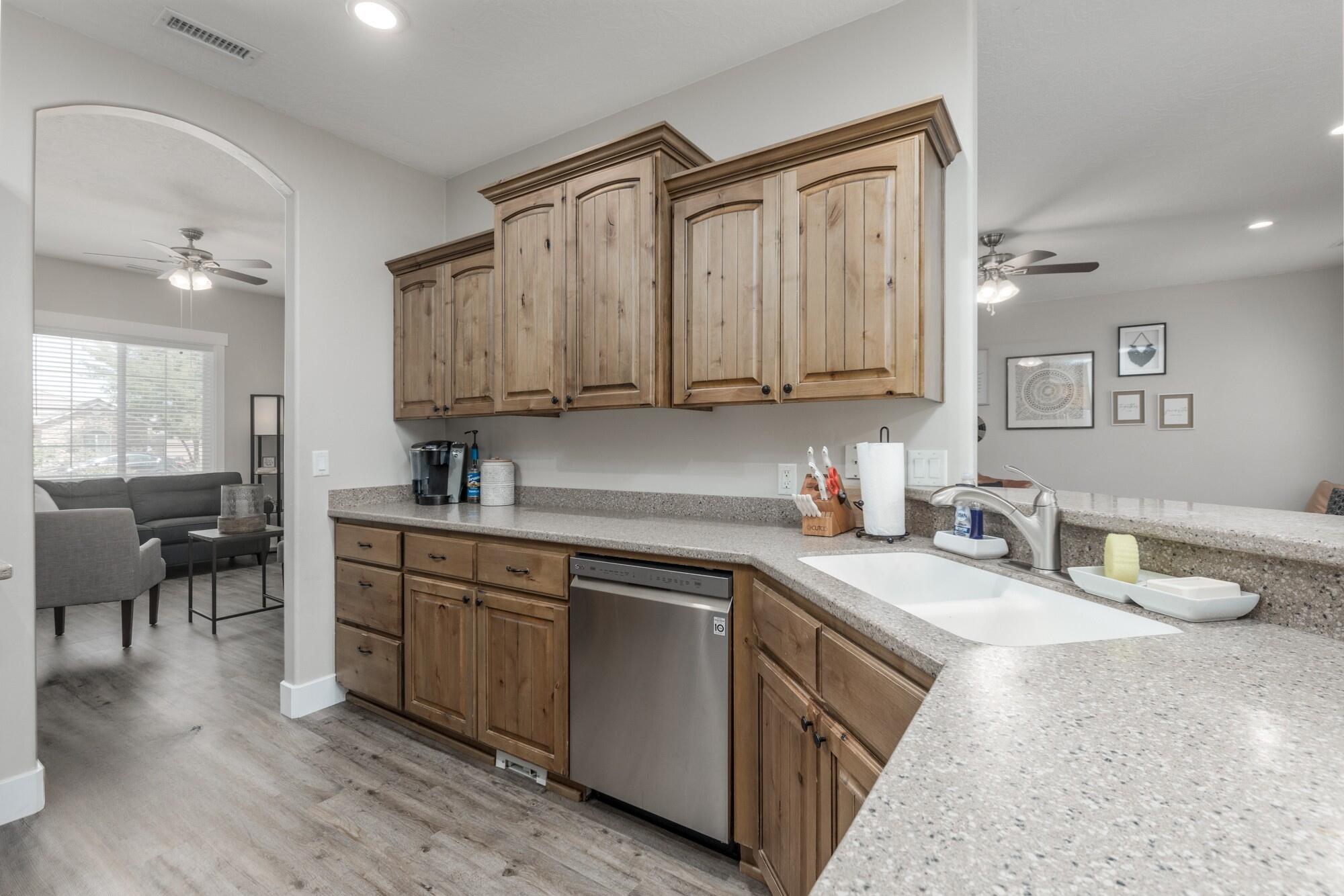 COBBLESTONE FIELDS (H) - Residential