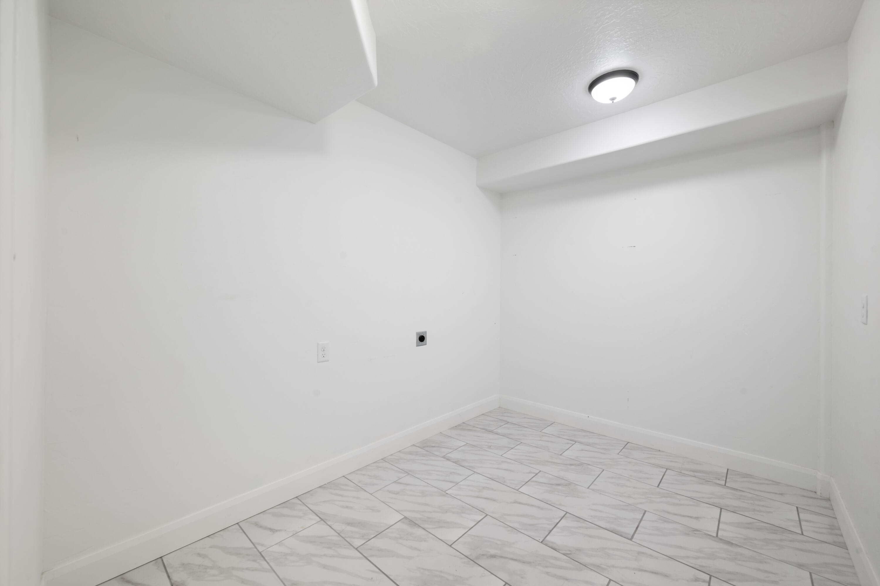 ALMOND HEIGHTS PARK - Residential