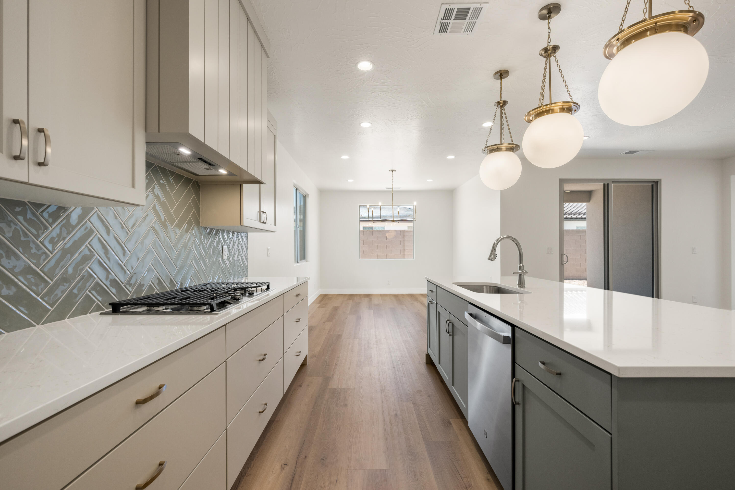 SOLIS AT CORAL CANYON - Residential