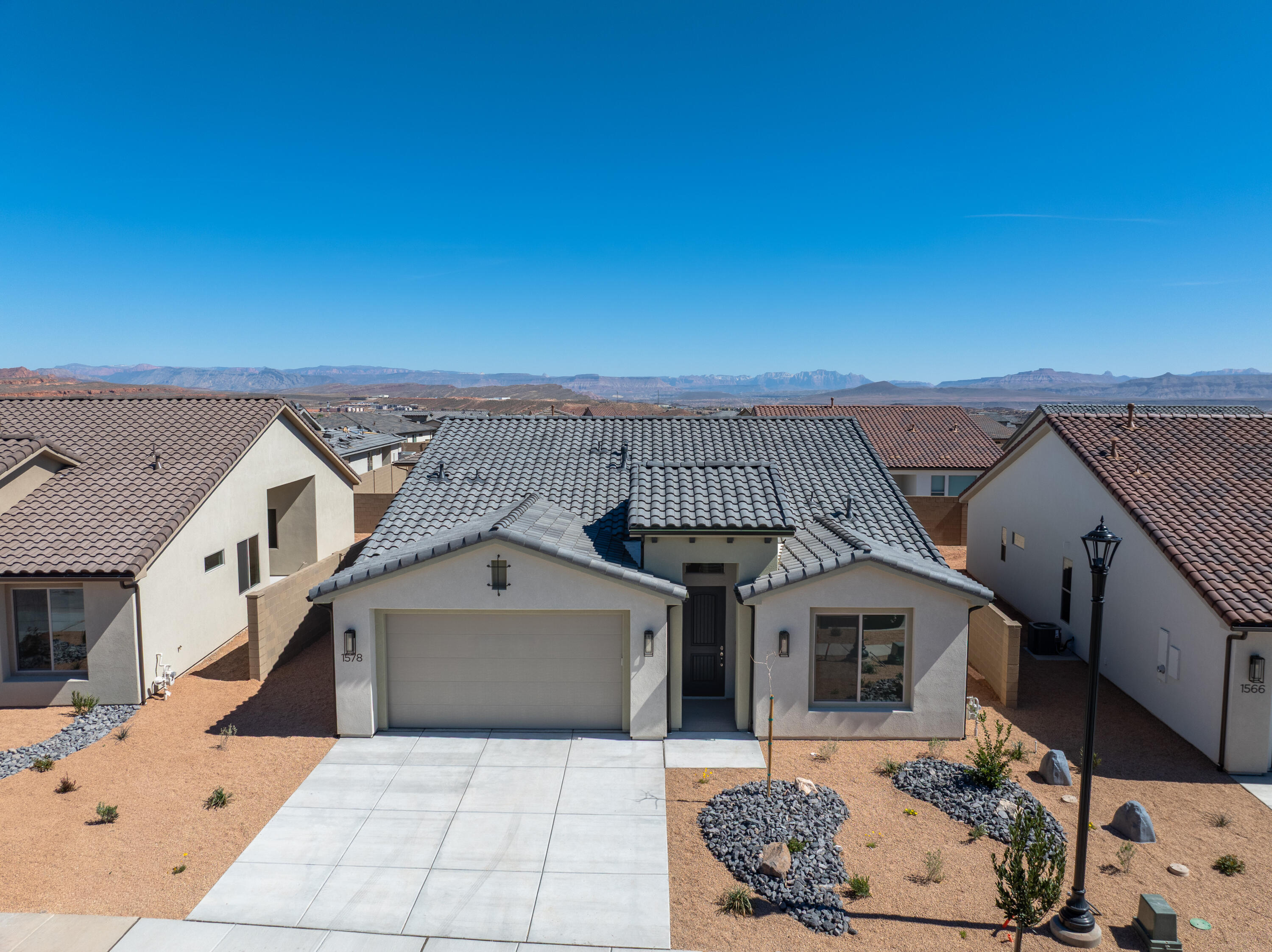 SOLIS AT CORAL CANYON - Residential