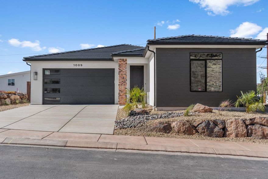 This home is READY for it's first owner!

Located in the sought-after Desert Ridge Estates, this 3-bedroom, 2-bathroom home is PERFECT for you! Single level living at it's finest!

$10,000 Closing Cost Credit - Use it to buy down your interest rate, reduce closing costs or reduce the price even MORE!

Self tour this home at your convenience with the Nter Now App!

We LOVE buyer agents.