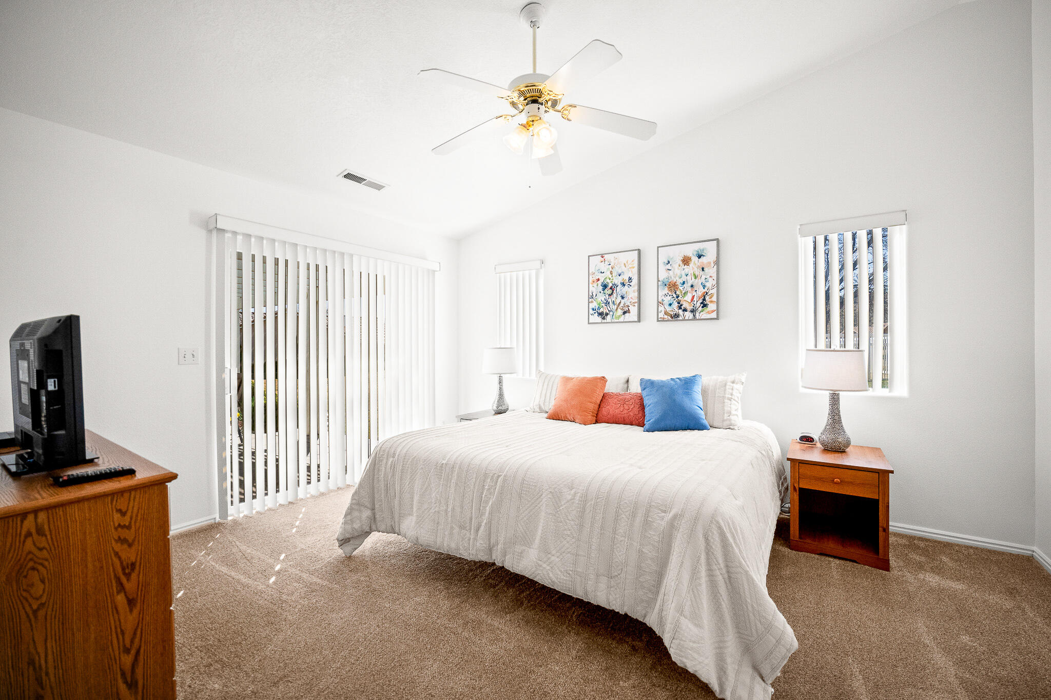 VILLAS AT GREEN VALLEY - Residential