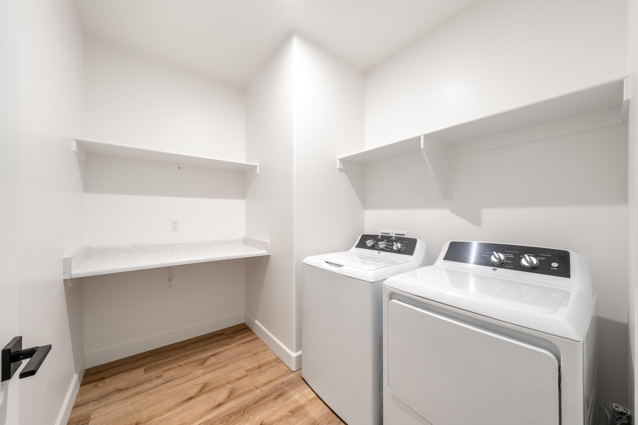 LEDGES OF SG POCKET MESA - Residential