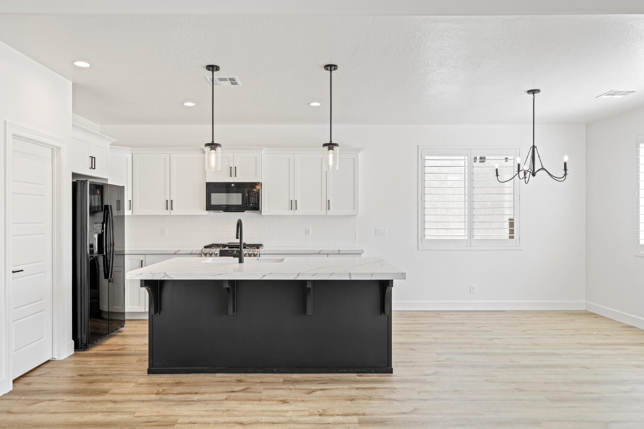 LEDGES OF SG POCKET MESA - Residential