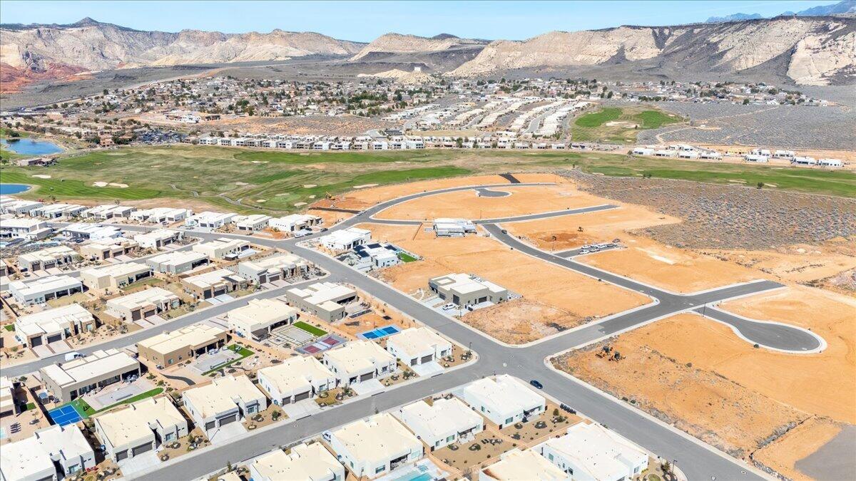 LEDGES OF SG POCKET MESA - Residential