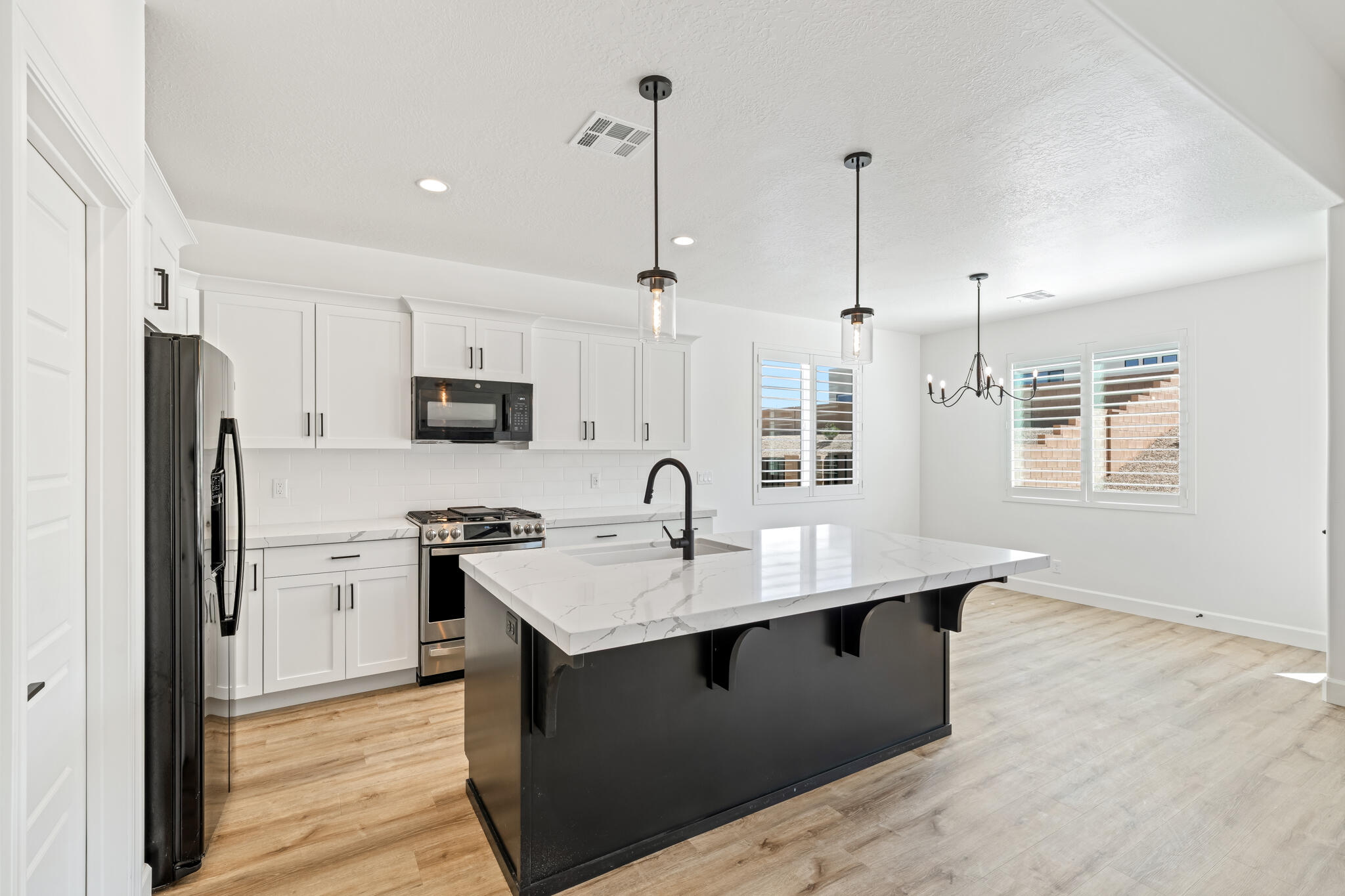 LEDGES OF SG POCKET MESA - Residential