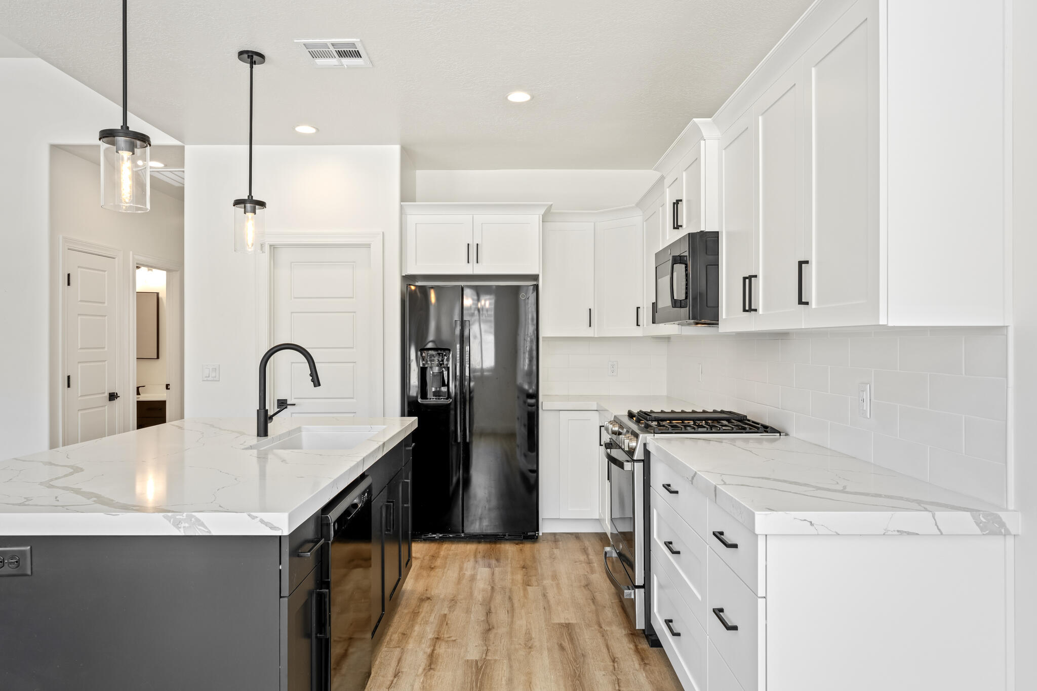 LEDGES OF SG POCKET MESA - Residential