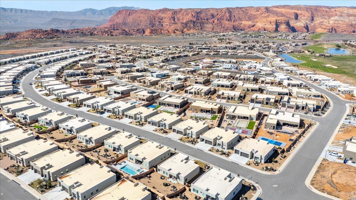 LEDGES OF SG POCKET MESA - Residential