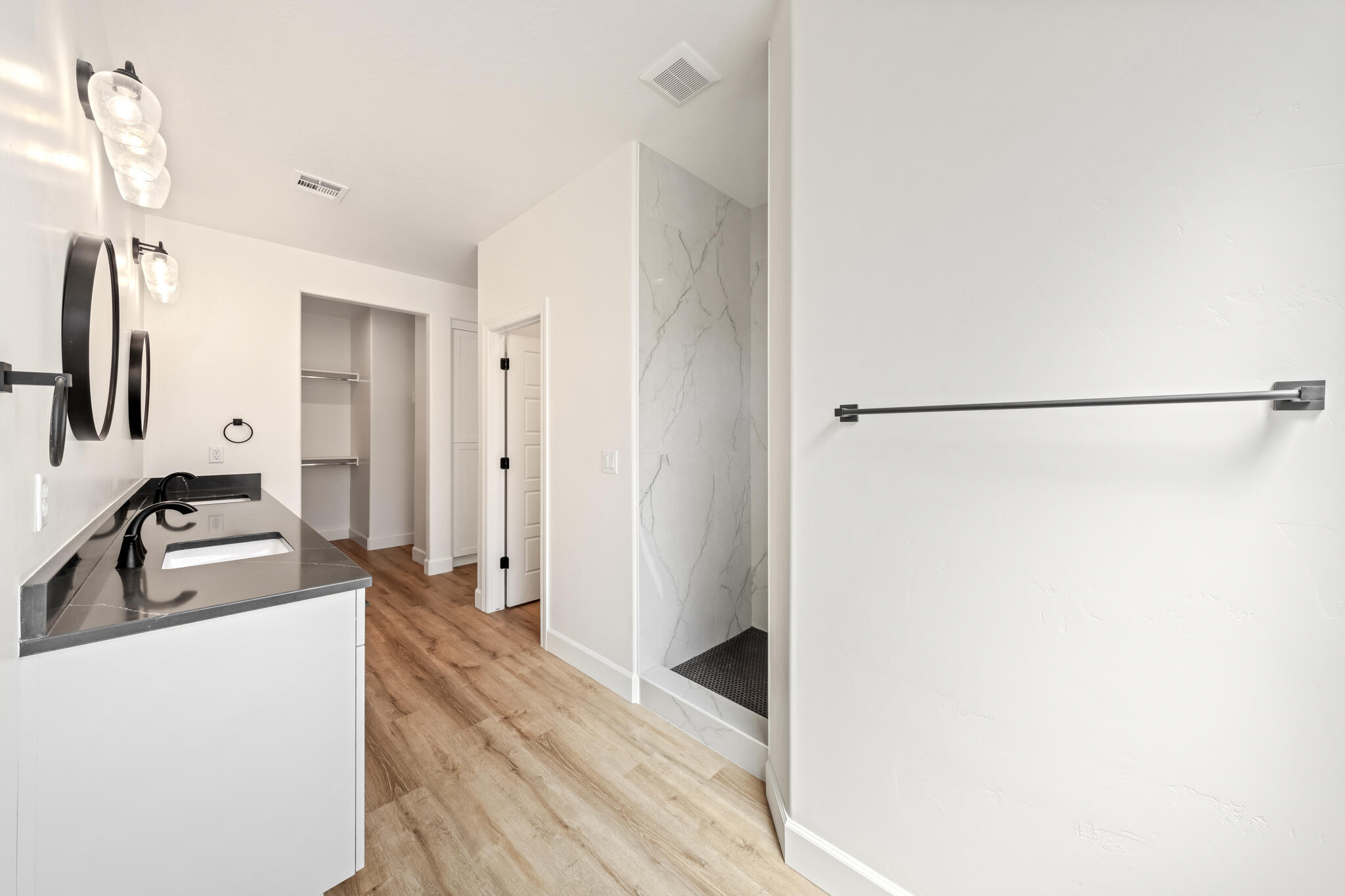 LEDGES OF SG POCKET MESA - Residential