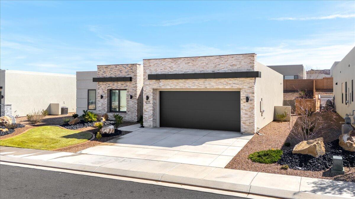 LEDGES OF SG POCKET MESA - Residential