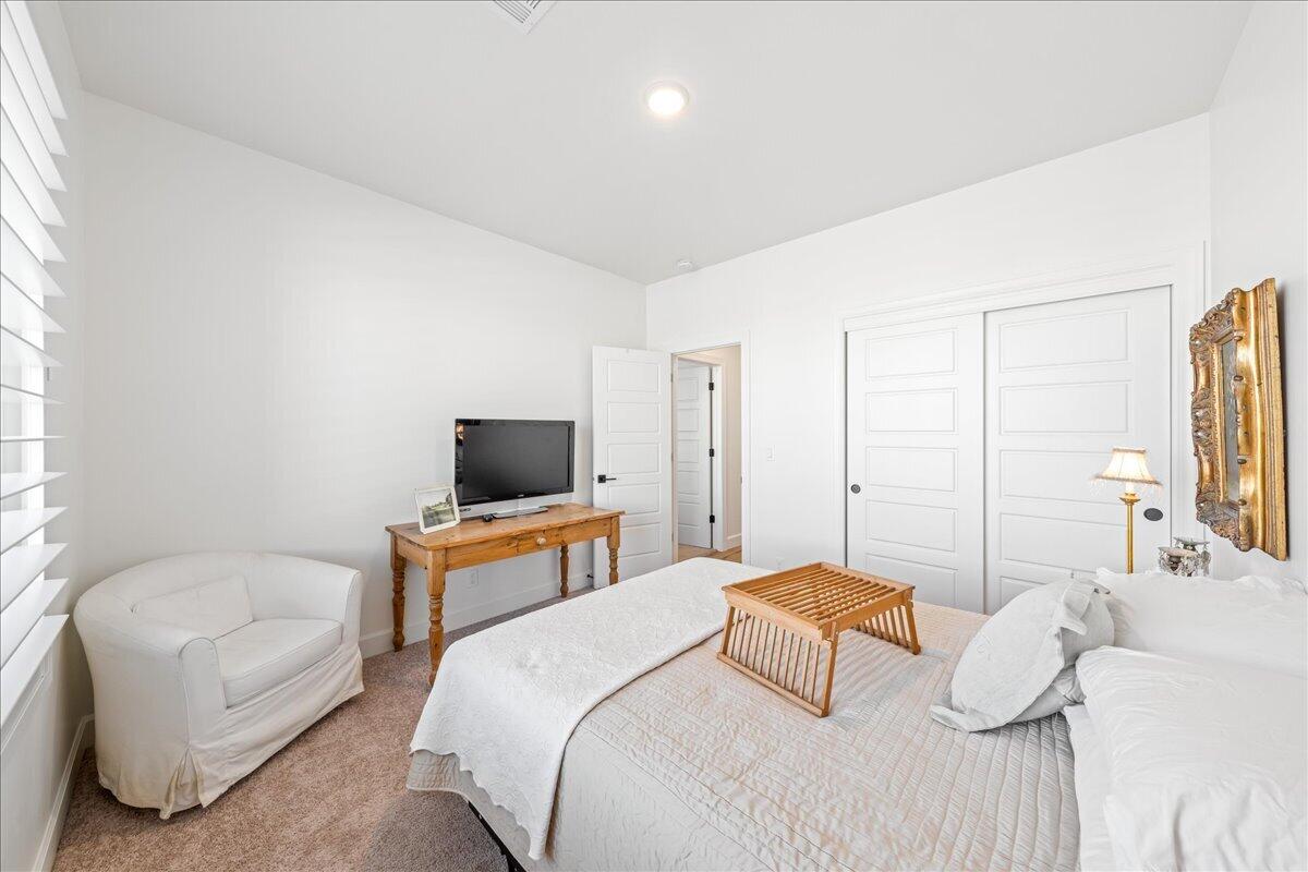 LEDGES OF SG POCKET MESA - Residential