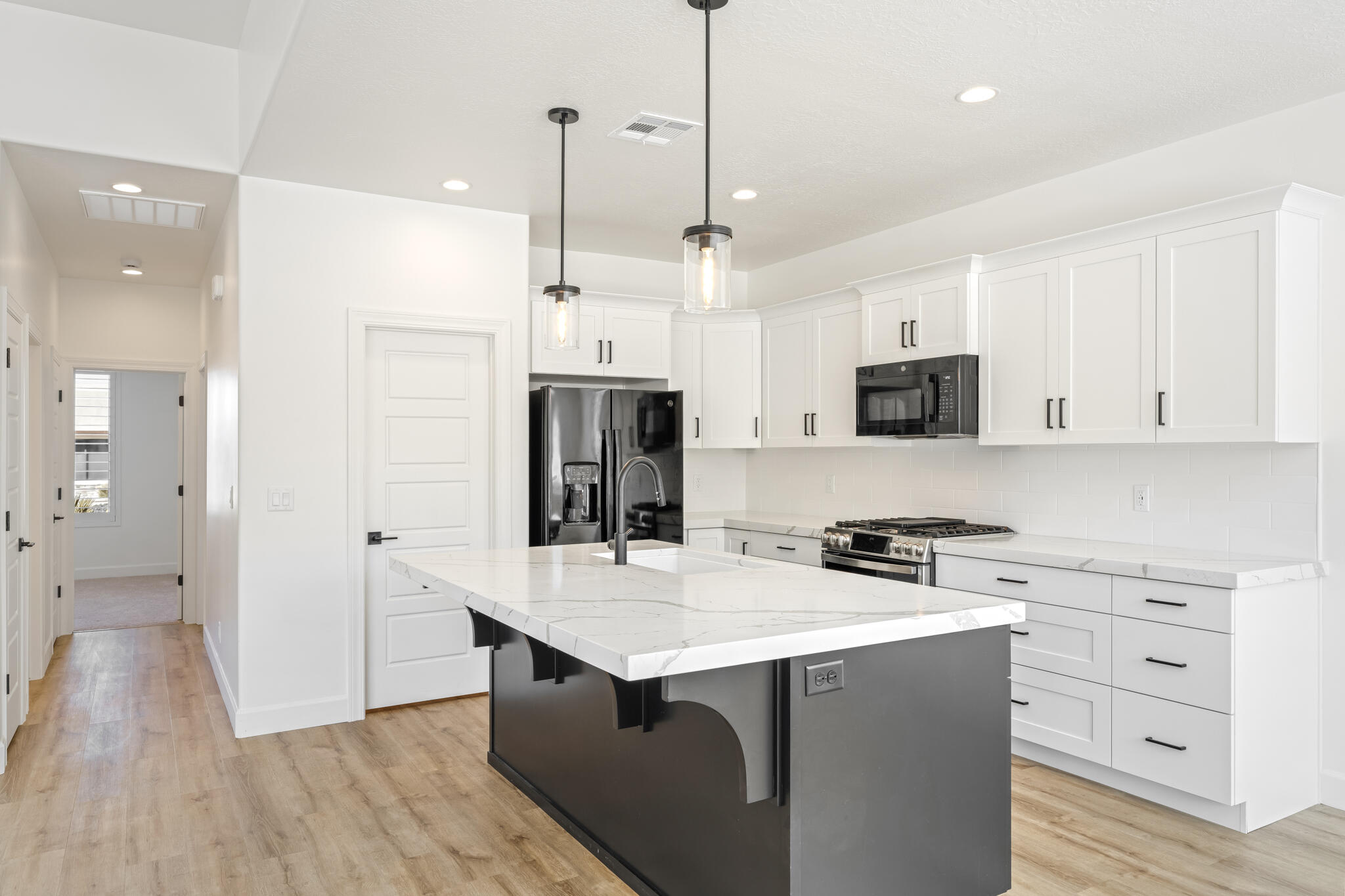 LEDGES OF SG POCKET MESA - Residential