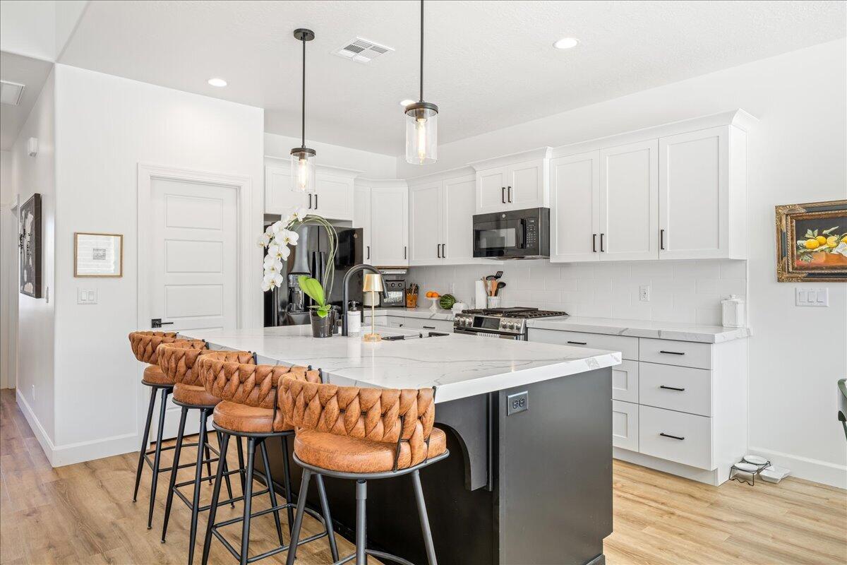 LEDGES OF SG POCKET MESA - Residential