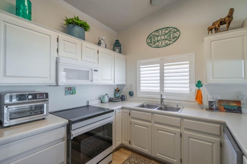 Tiny photo for 577 S Siesta DR, Ivins, UT 84738 (MLS # 26-277004)