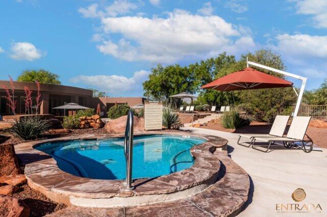 TOROWEAP AT ENTRADA - Residential