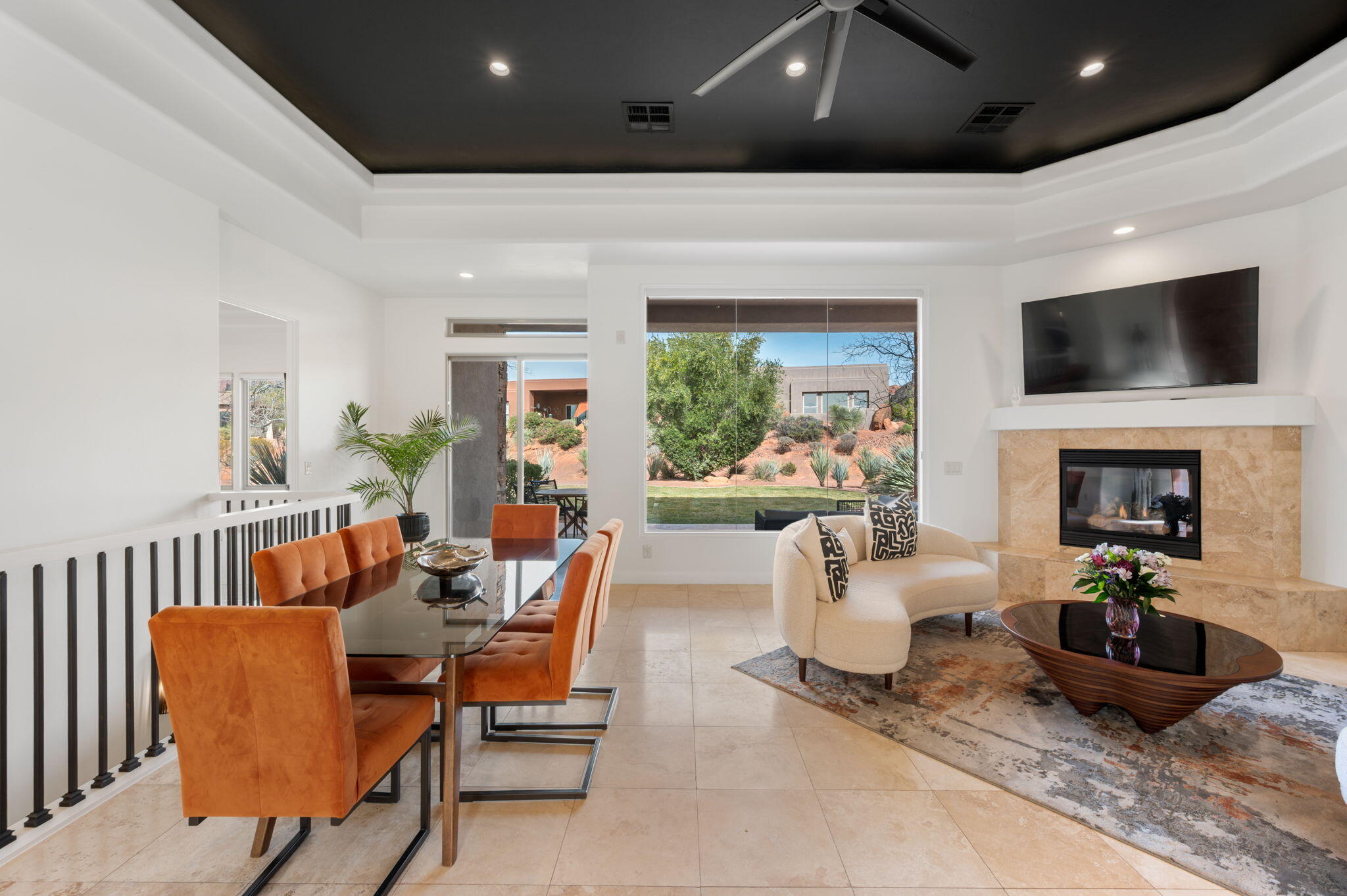TOROWEAP AT ENTRADA - Residential