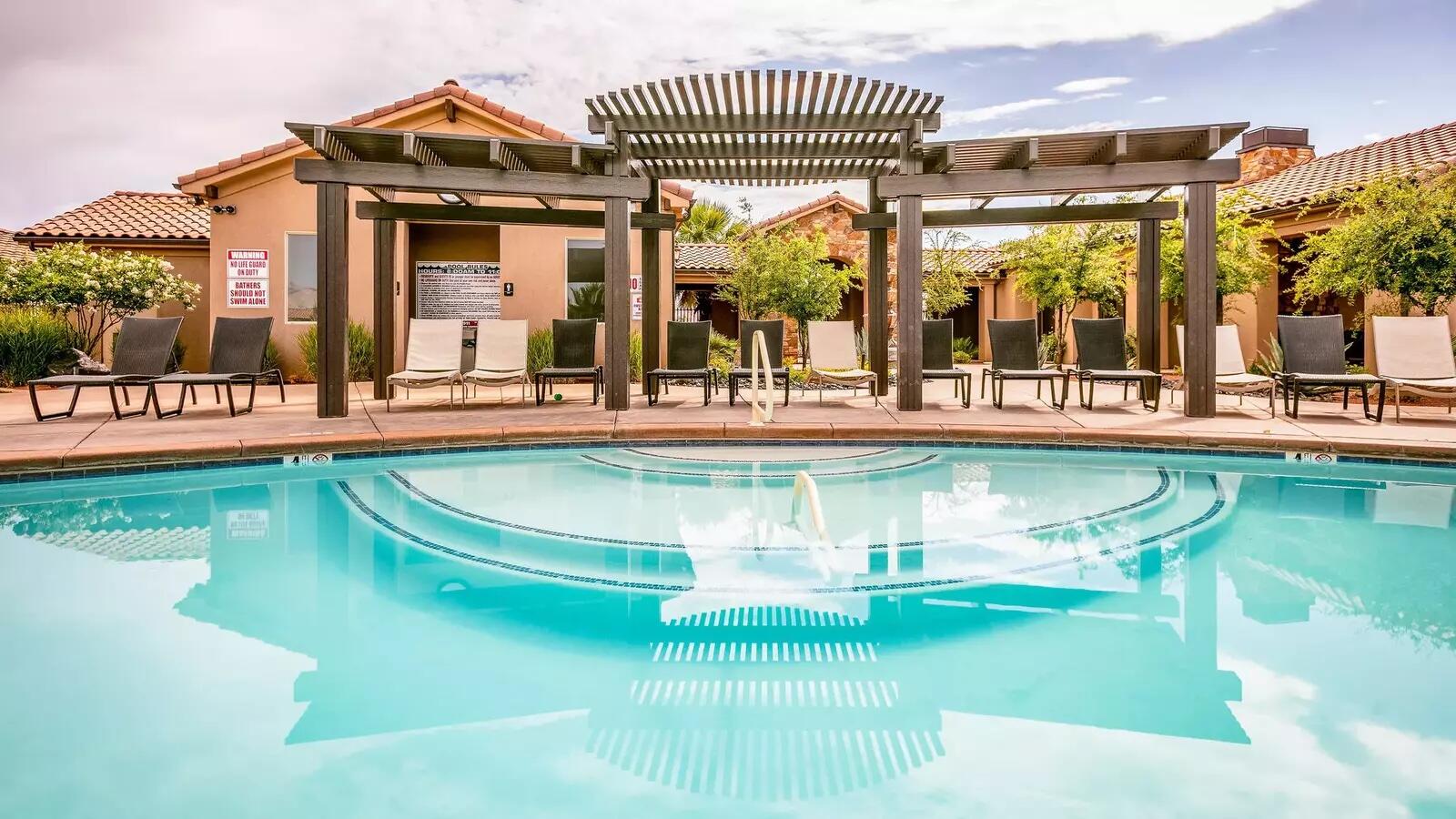 PARADISE VILLAGE AT ZION - Residential