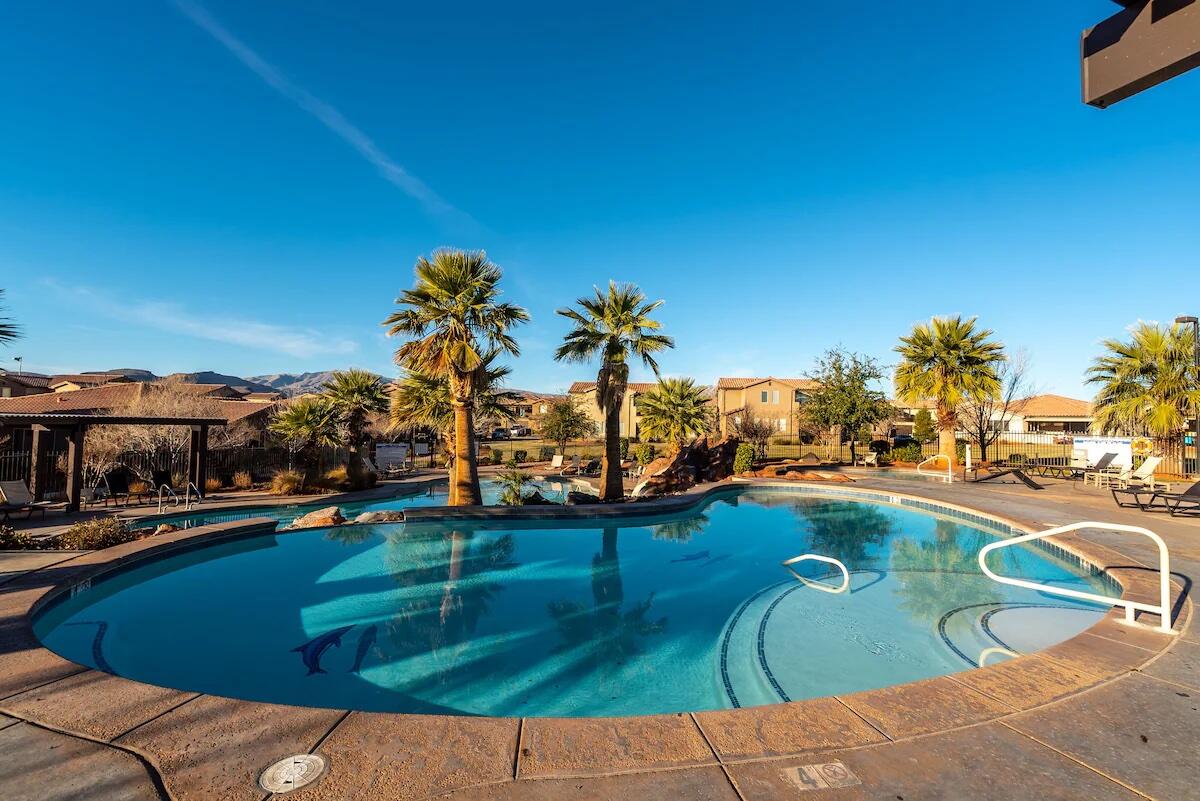 PARADISE VILLAGE AT ZION - Residential