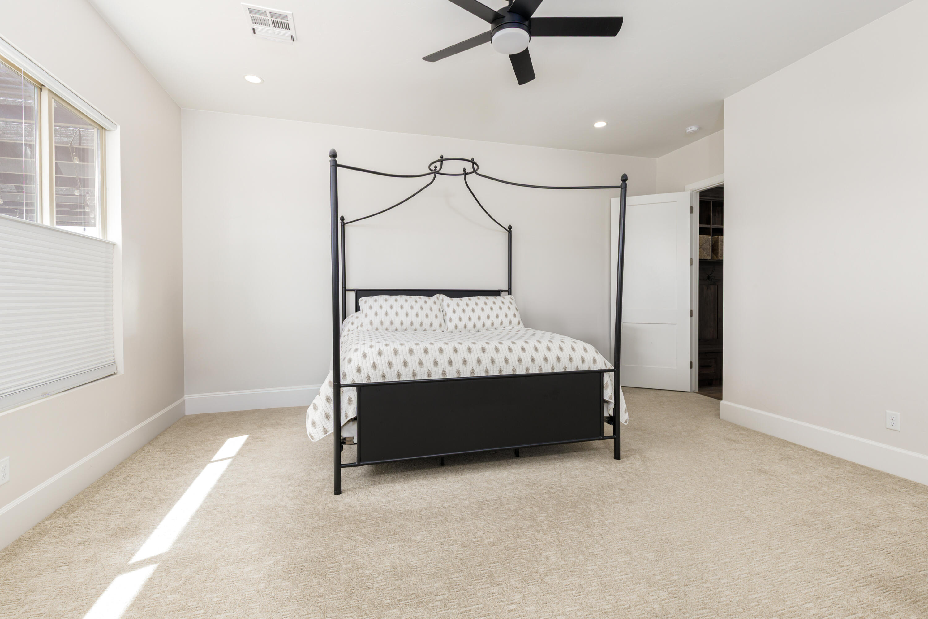 COBBLESTONE FIELDS (W) - Residential